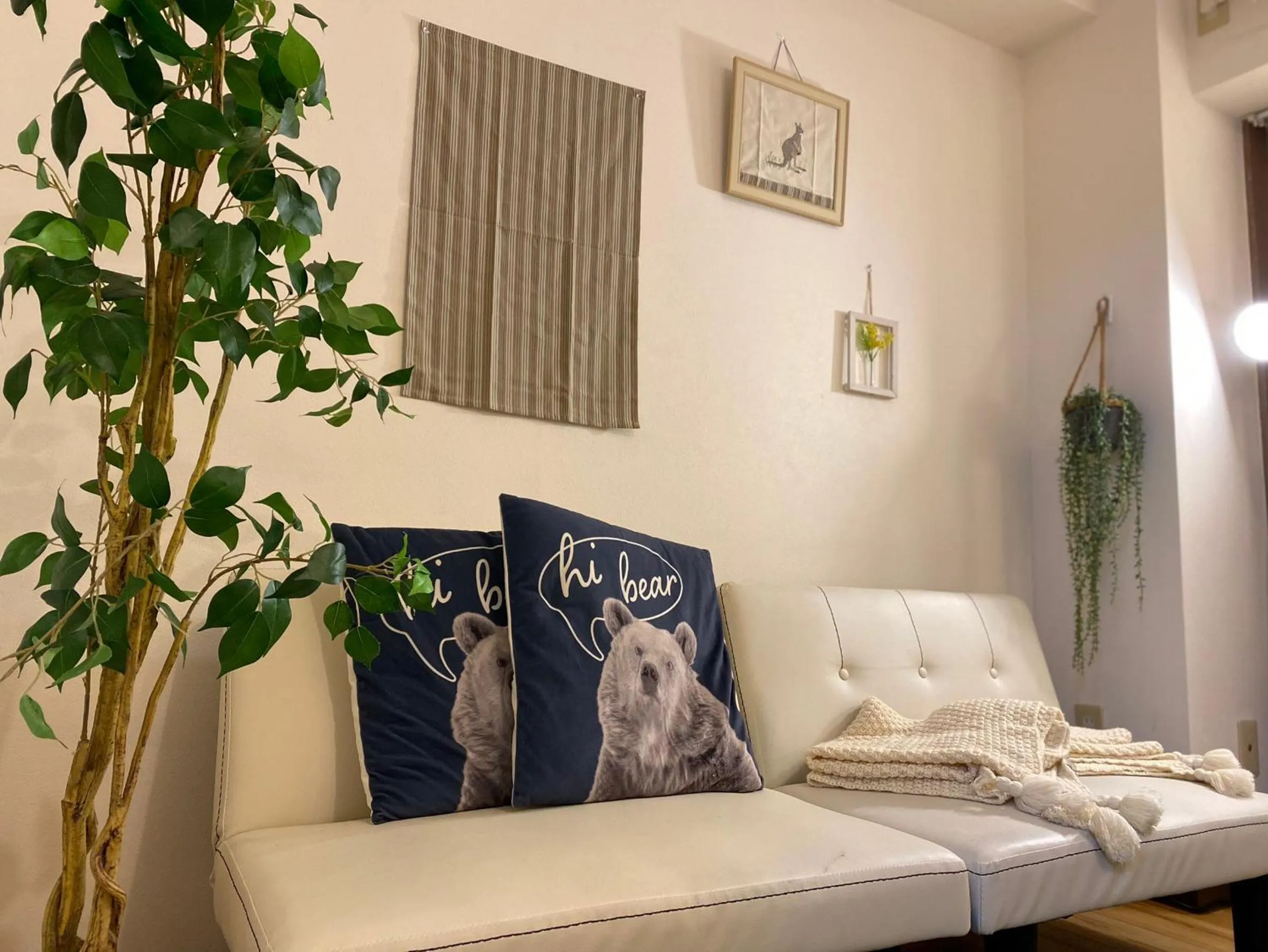 Bed in Yoyogi Apartment 2-401 by Tranova