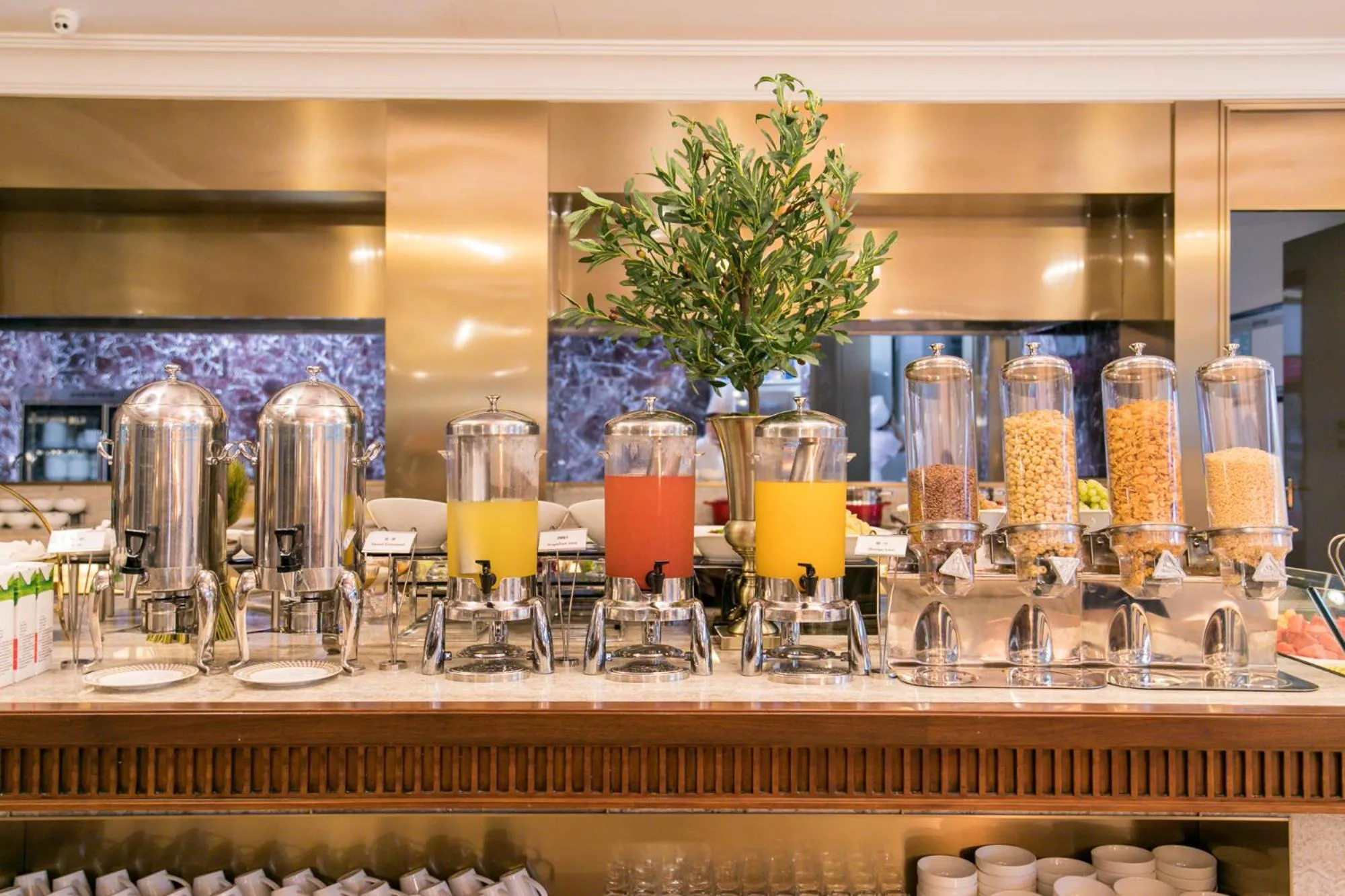 Restaurant/places to eat in Mercure Turpan Downtown