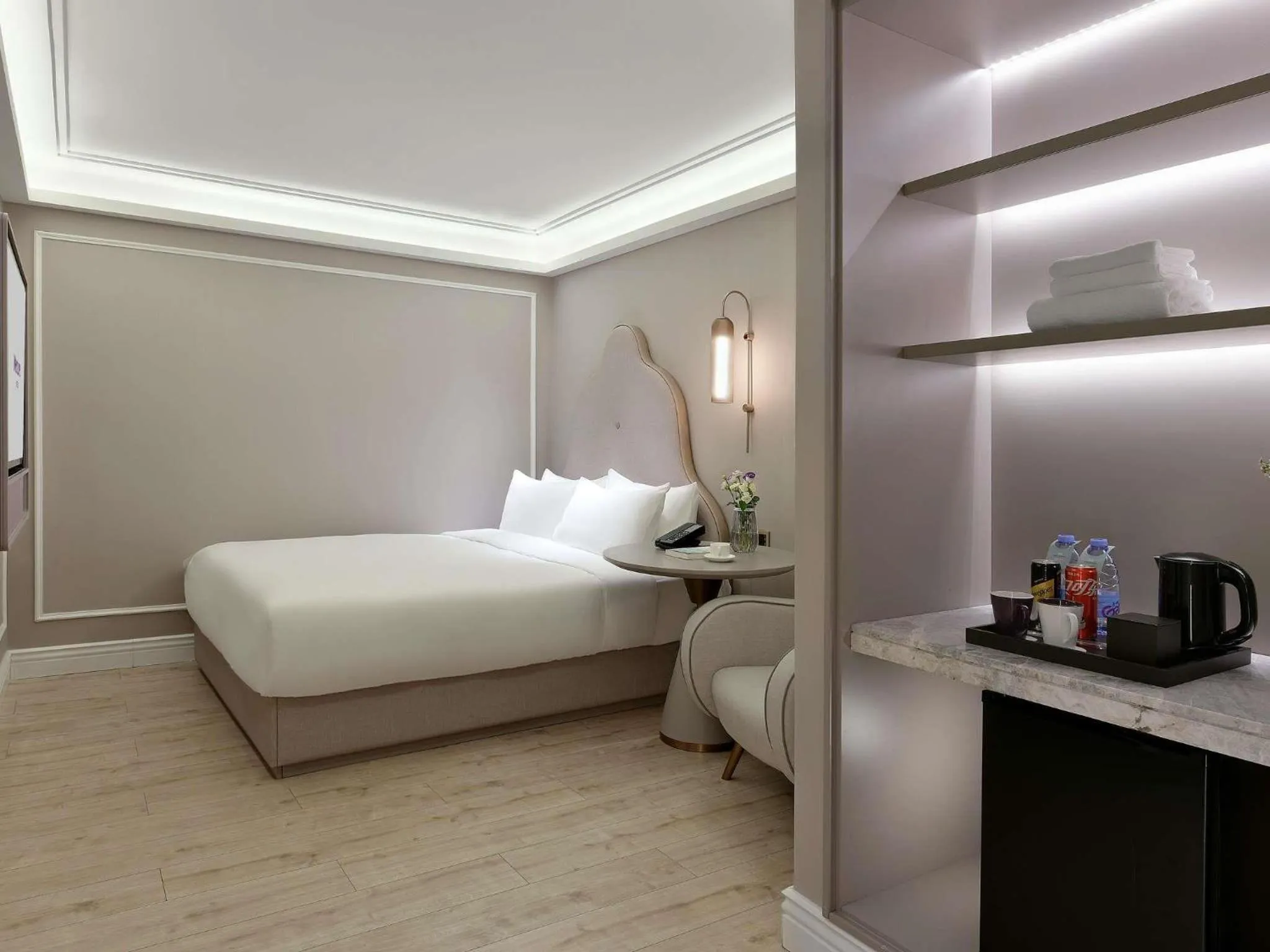 Standard King Room in Mercure Xiamen Zhongshan Road Pedestrian Street Seaview