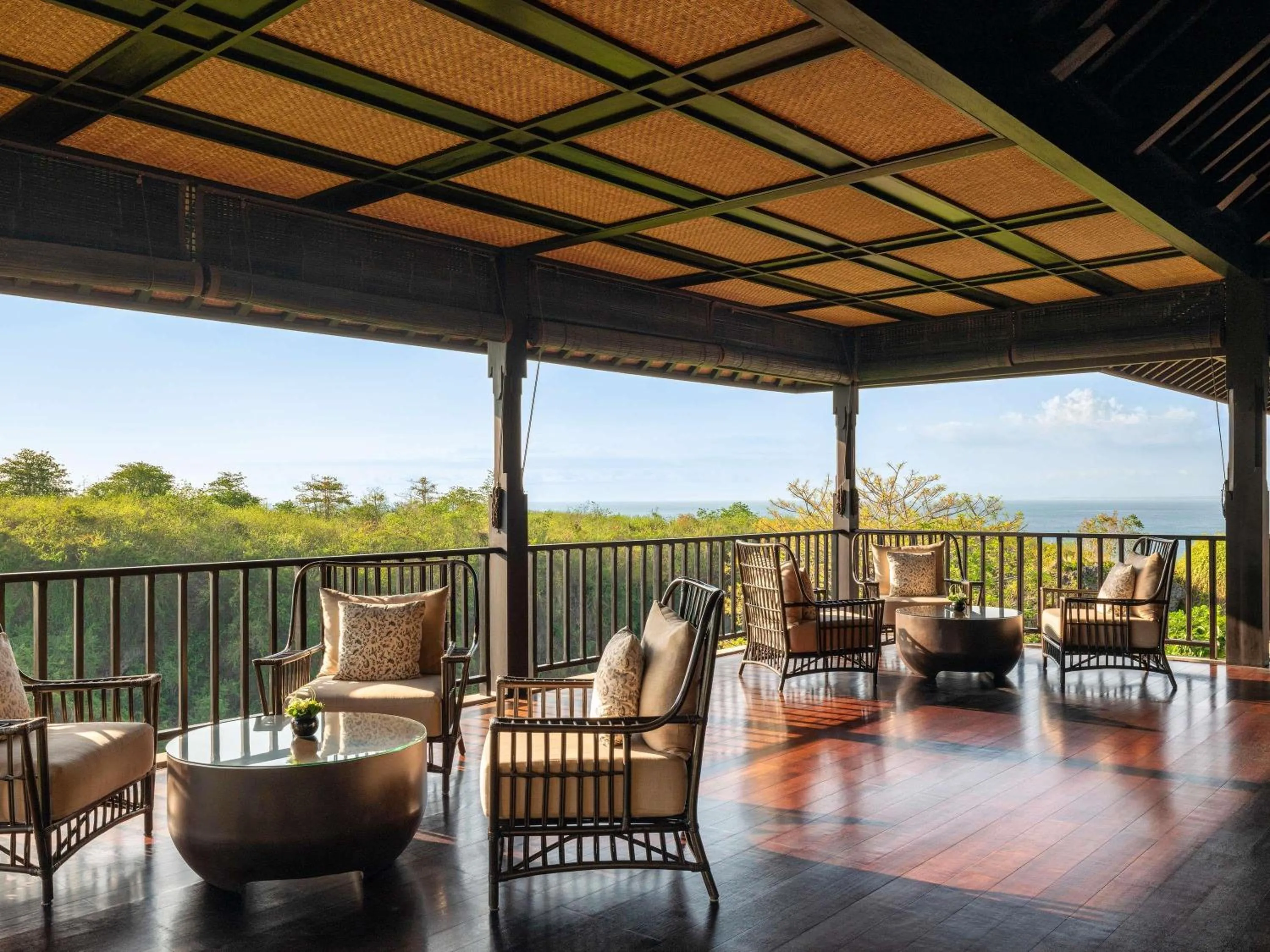 Lounge or bar in Raffles Bali