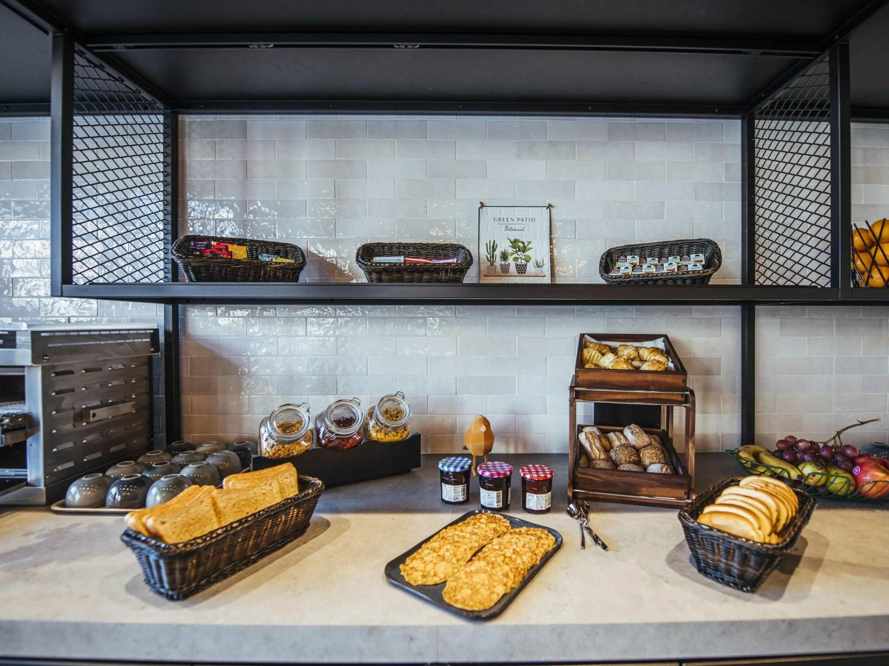 Breakfast in Ibis Styles Rouen Centre Rive Gauche