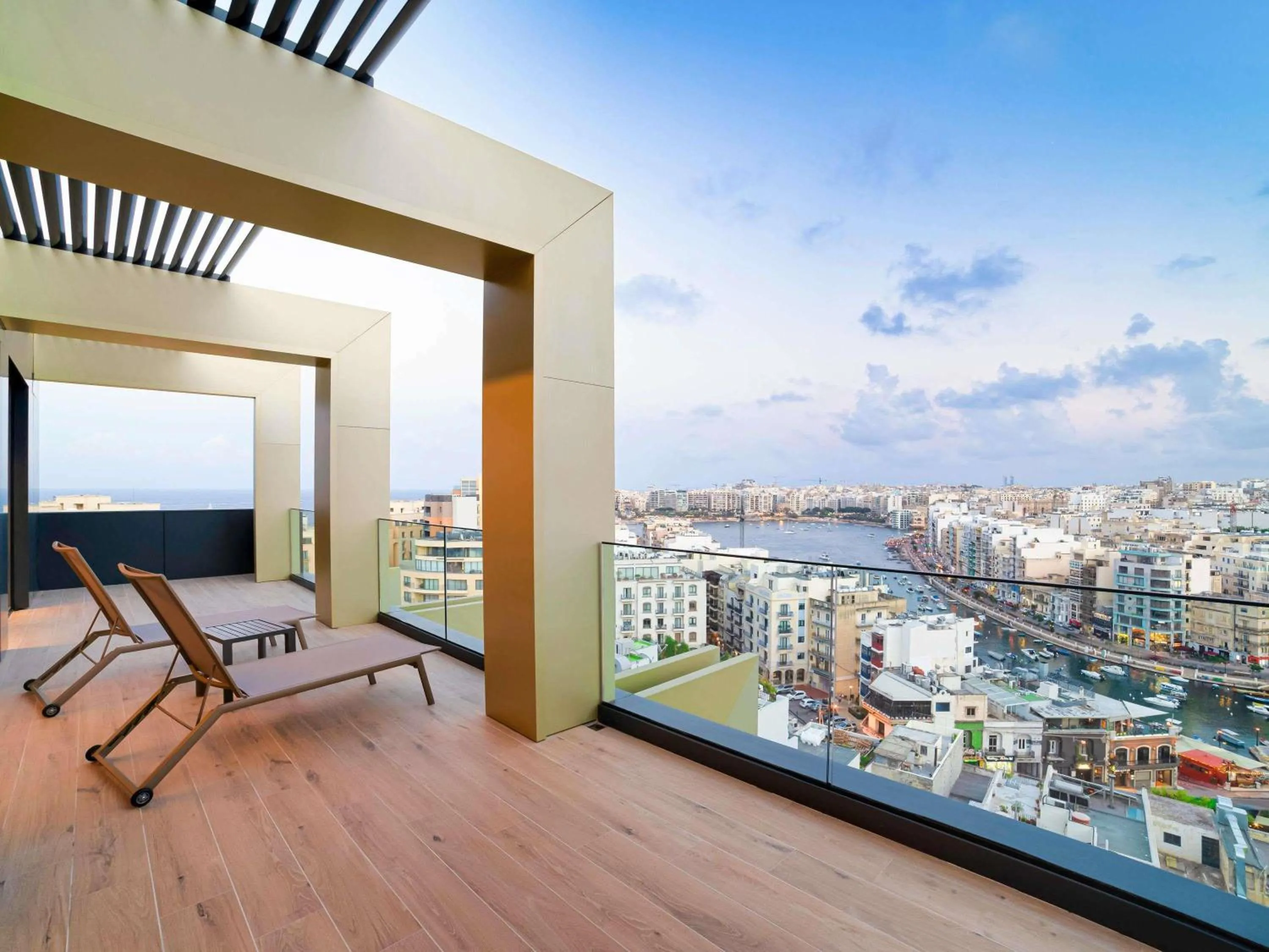 Property building in Mercure St. Julian's Malta