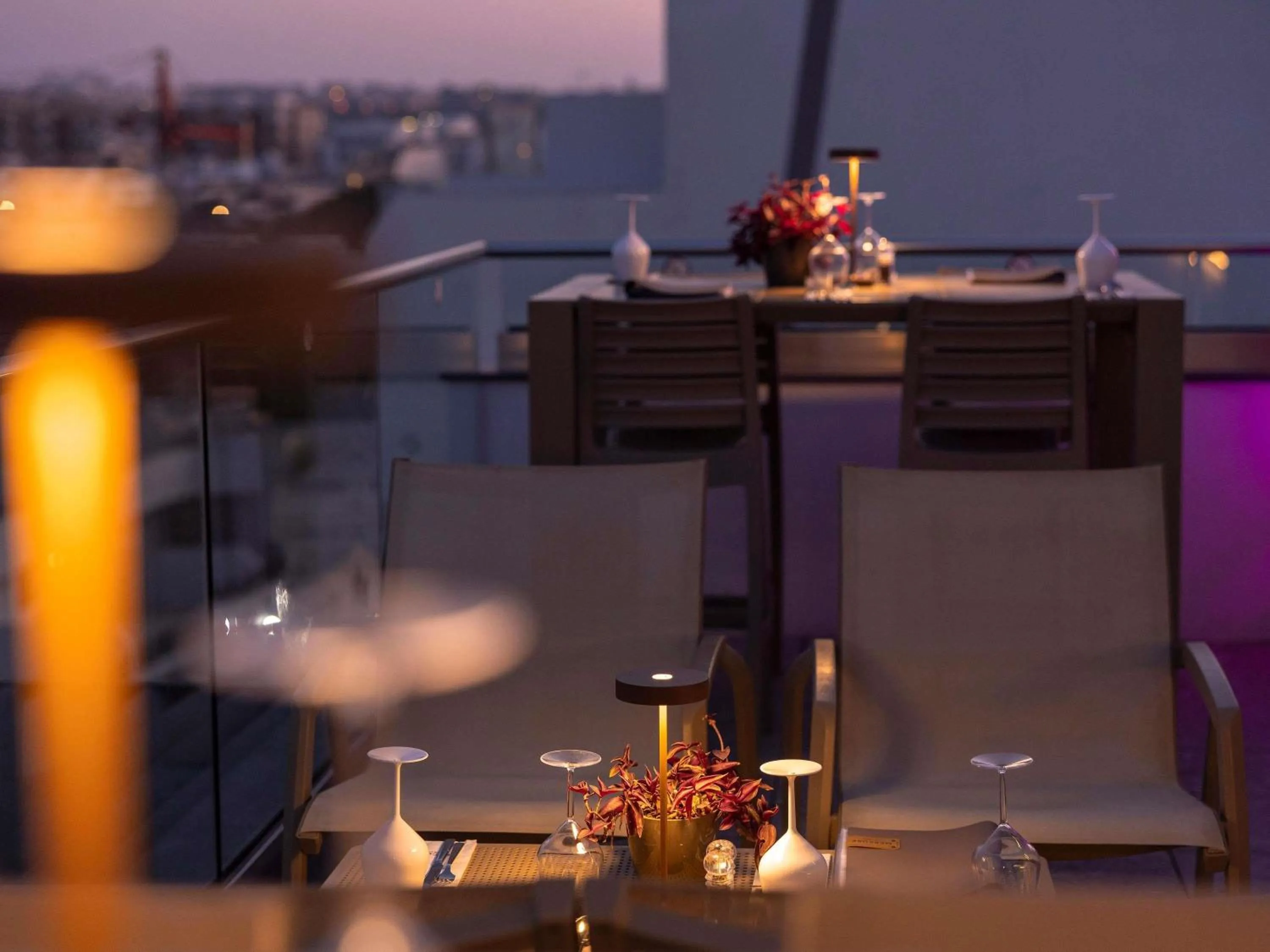 Restaurant/places to eat in Mercure St. Julian's Malta