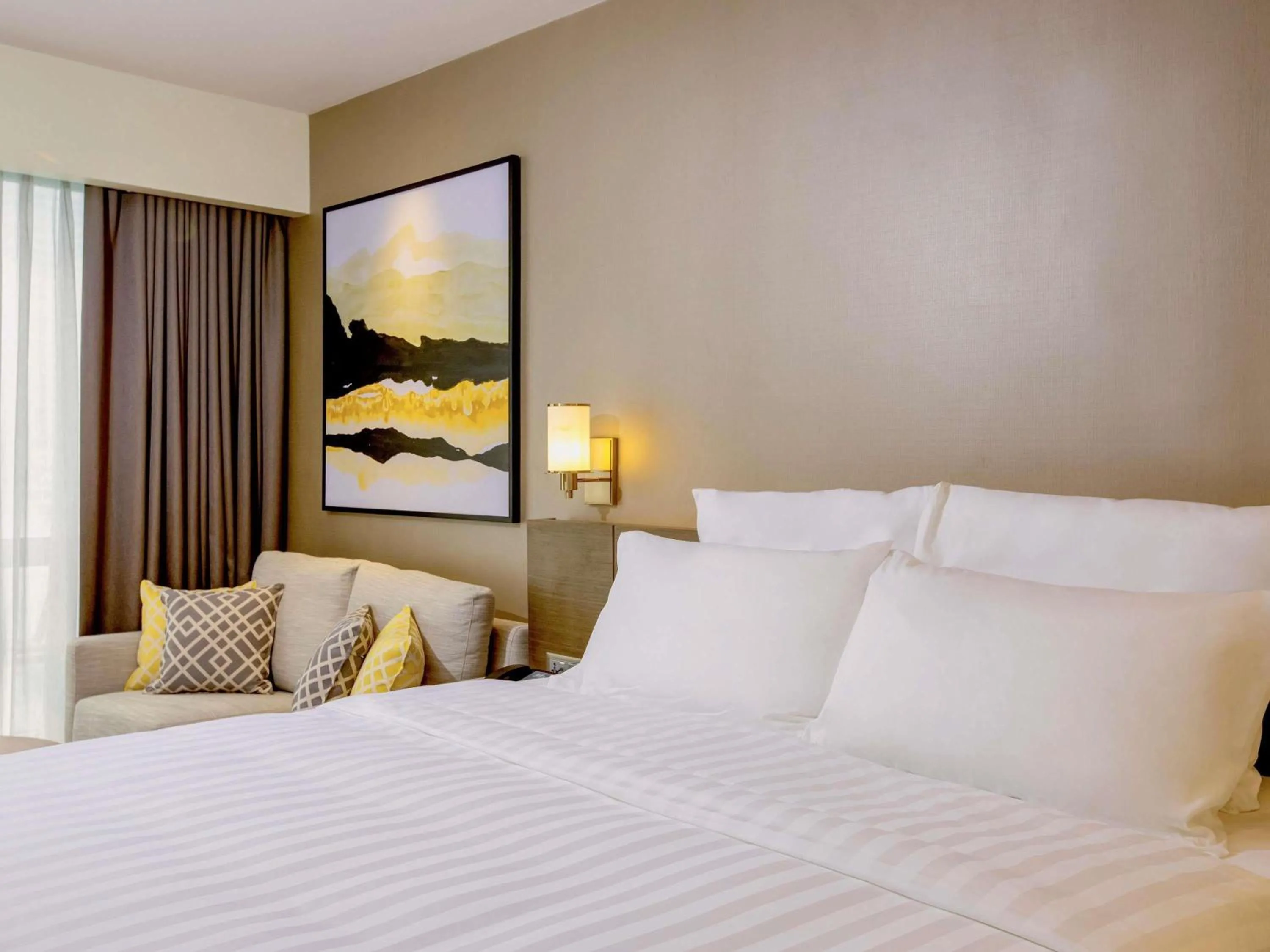 Standard King Room in Novotel Suites Manila at Acqua