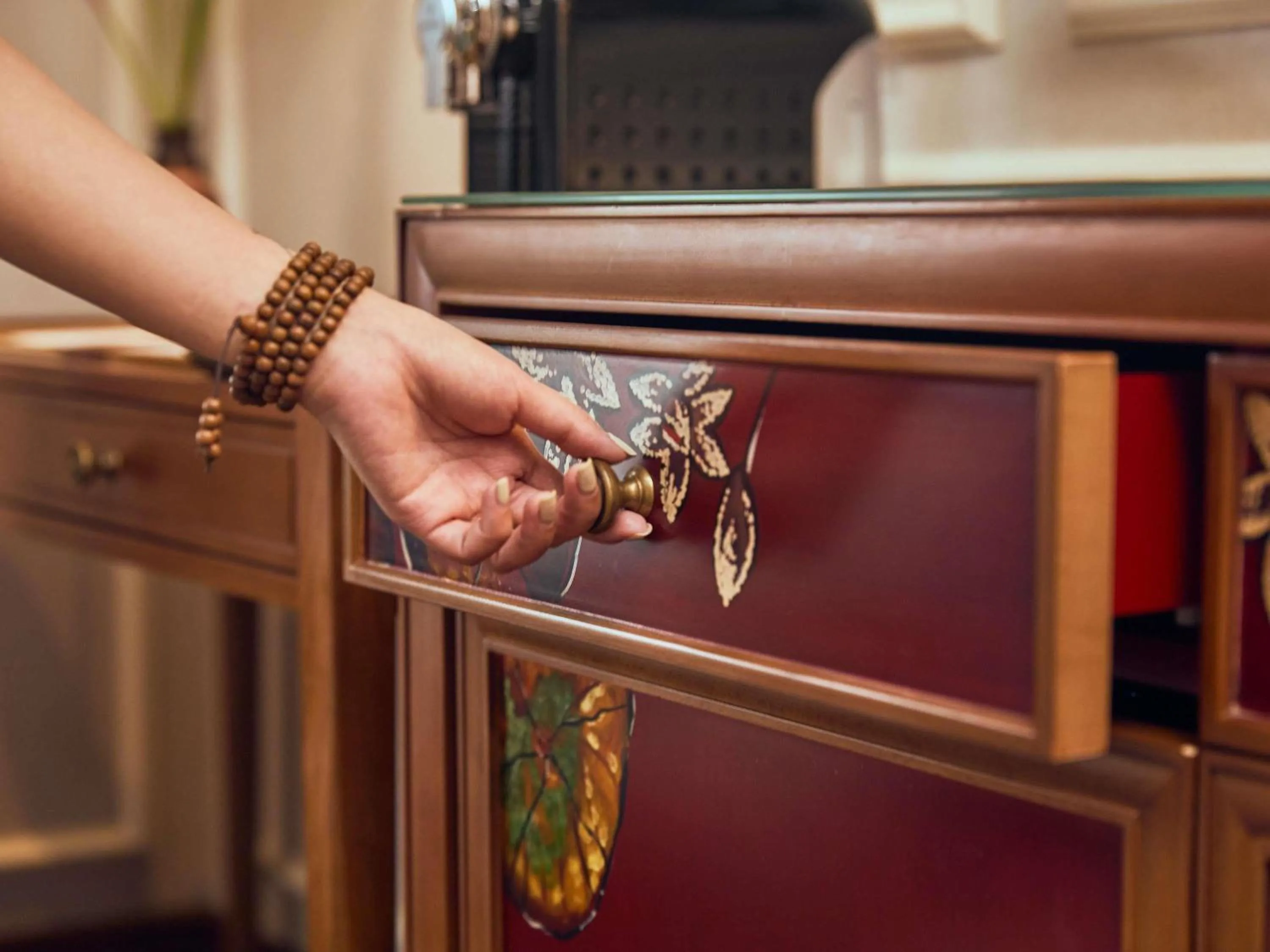 Bedroom in Grand Mercure Hanoi