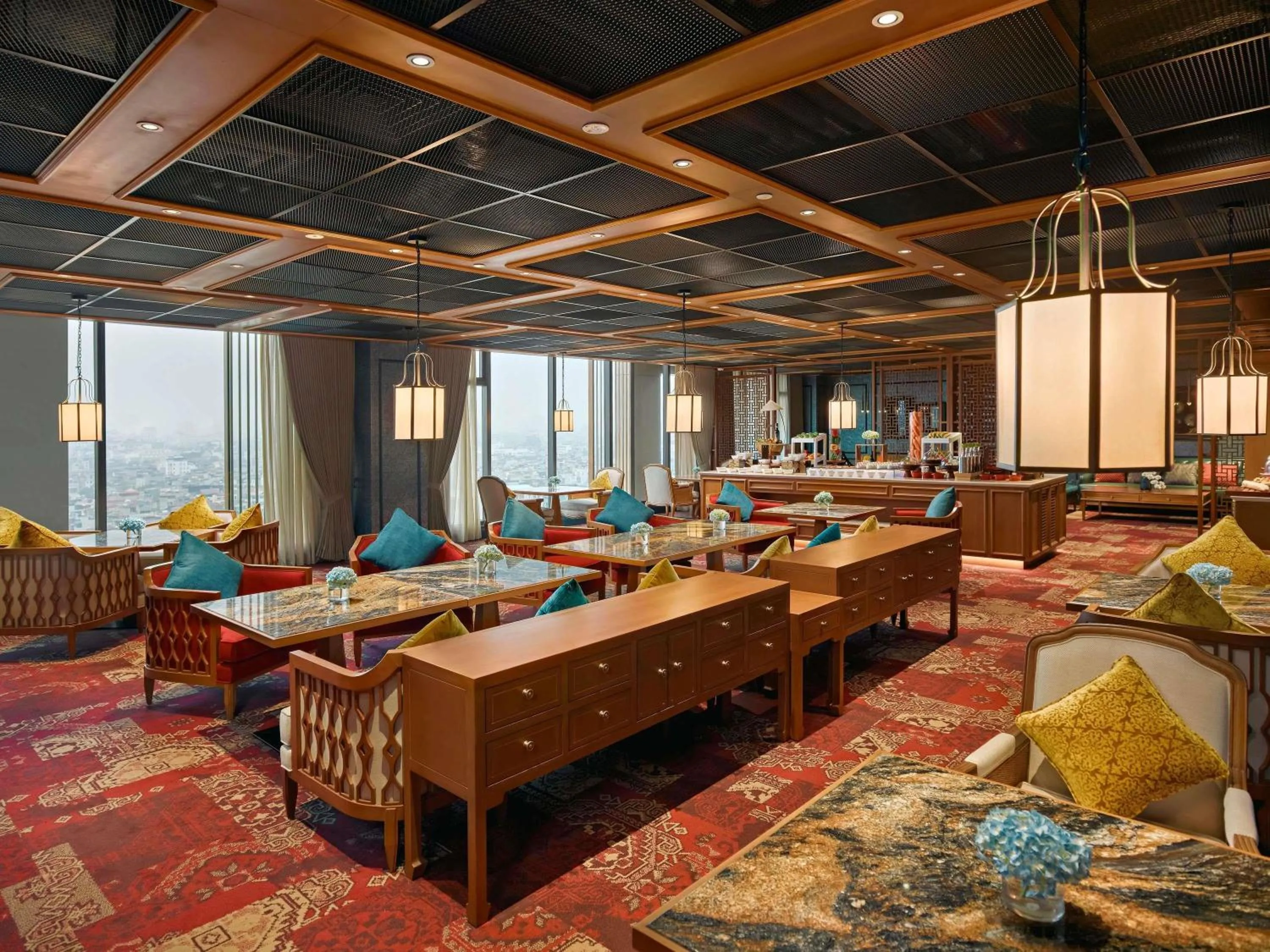 Bedroom in Grand Mercure Hanoi