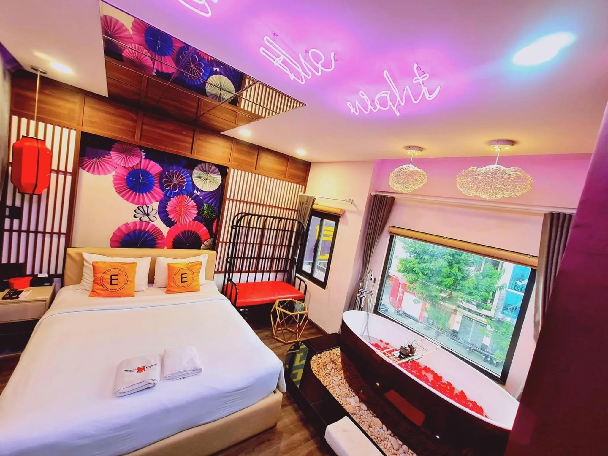Bed in EROS Hotel - Love Hotel