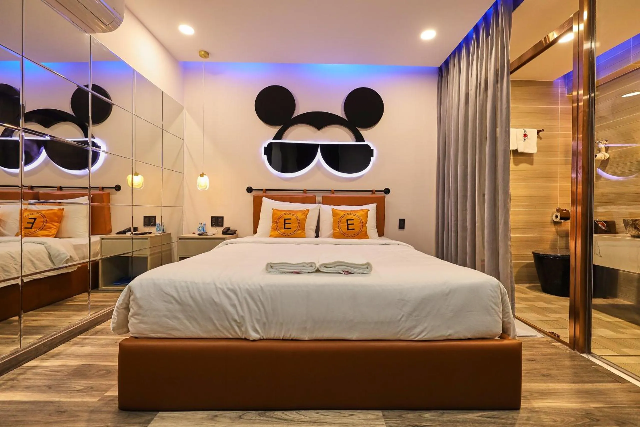 Photo of the whole room, Bed in EROS Hotel - Love Hotel