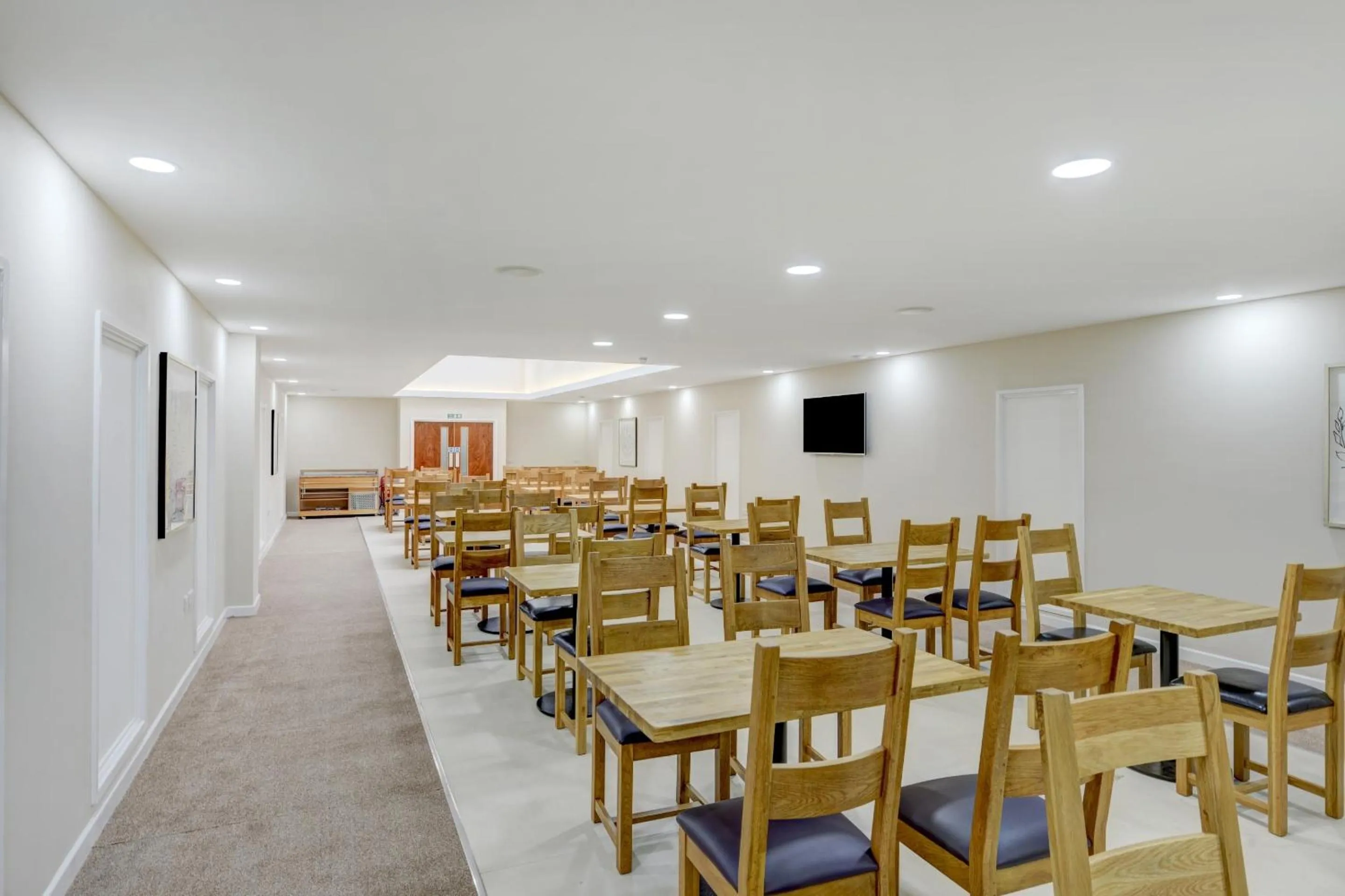 Restaurant/places to eat in OYO Plymouth Central Hotel