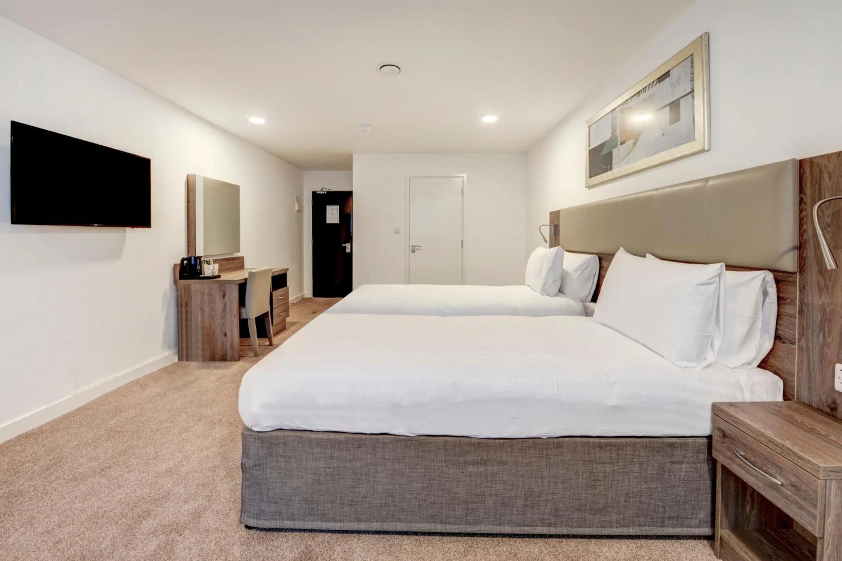 Bedroom, Bed in OYO Plymouth Central Hotel