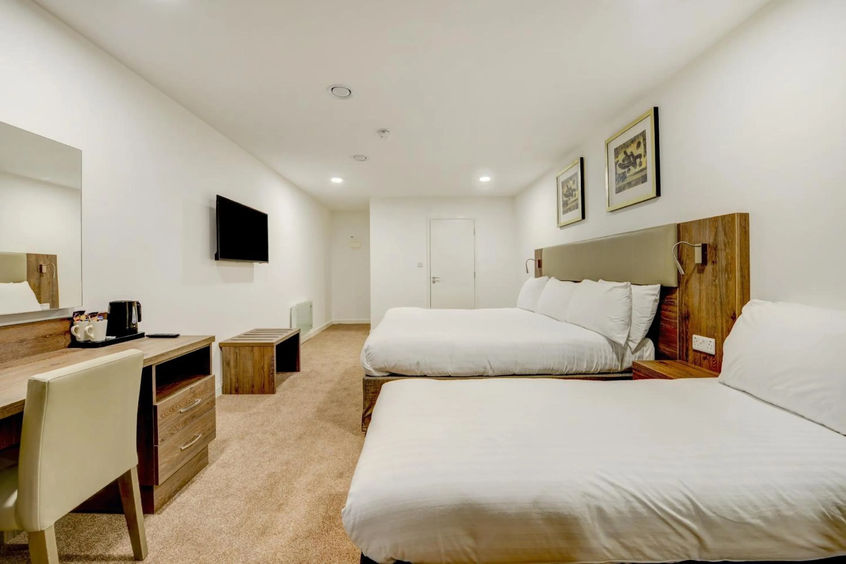 Bedroom, Bed in OYO Plymouth Central Hotel