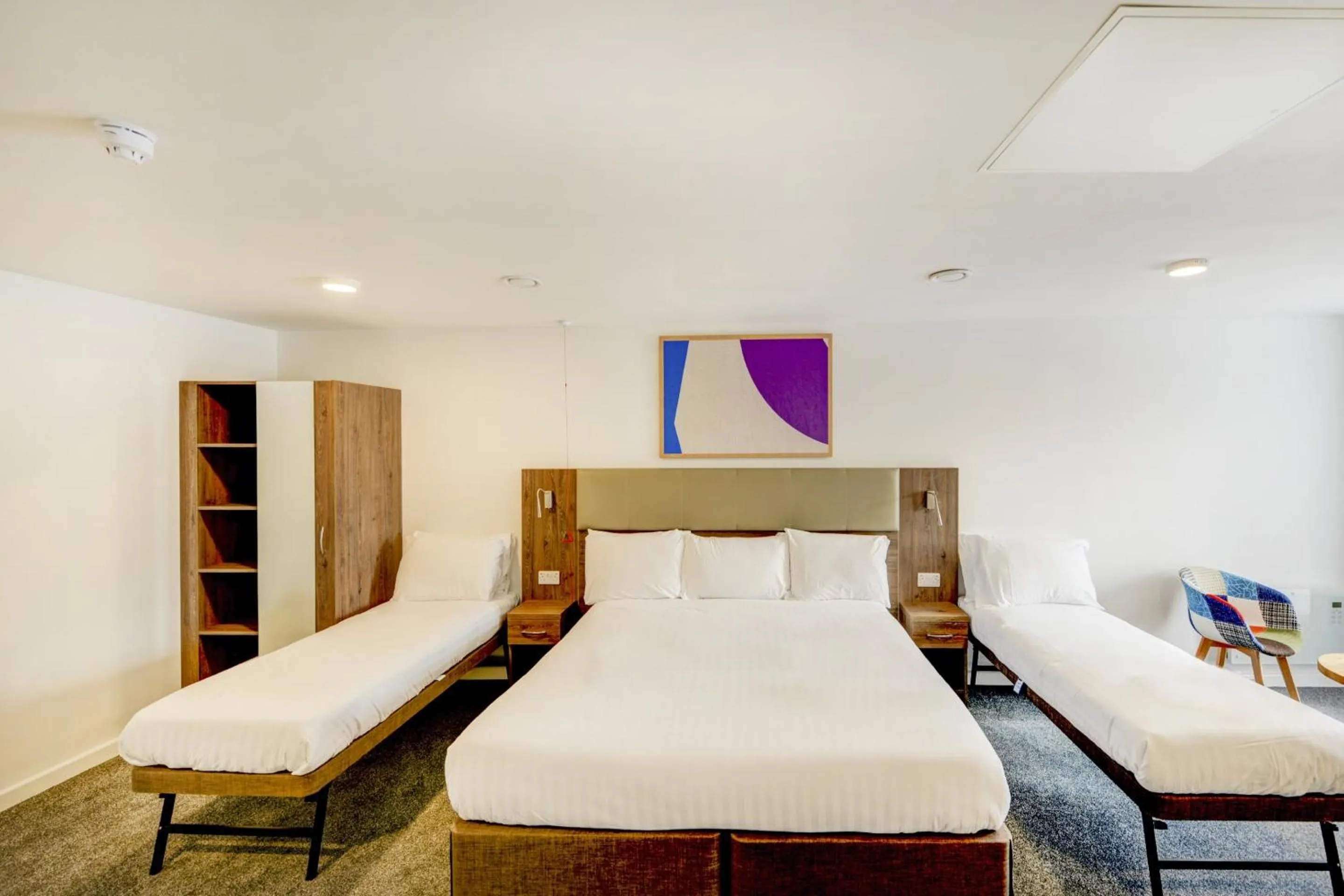 Bedroom, Bed in OYO Plymouth Central Hotel