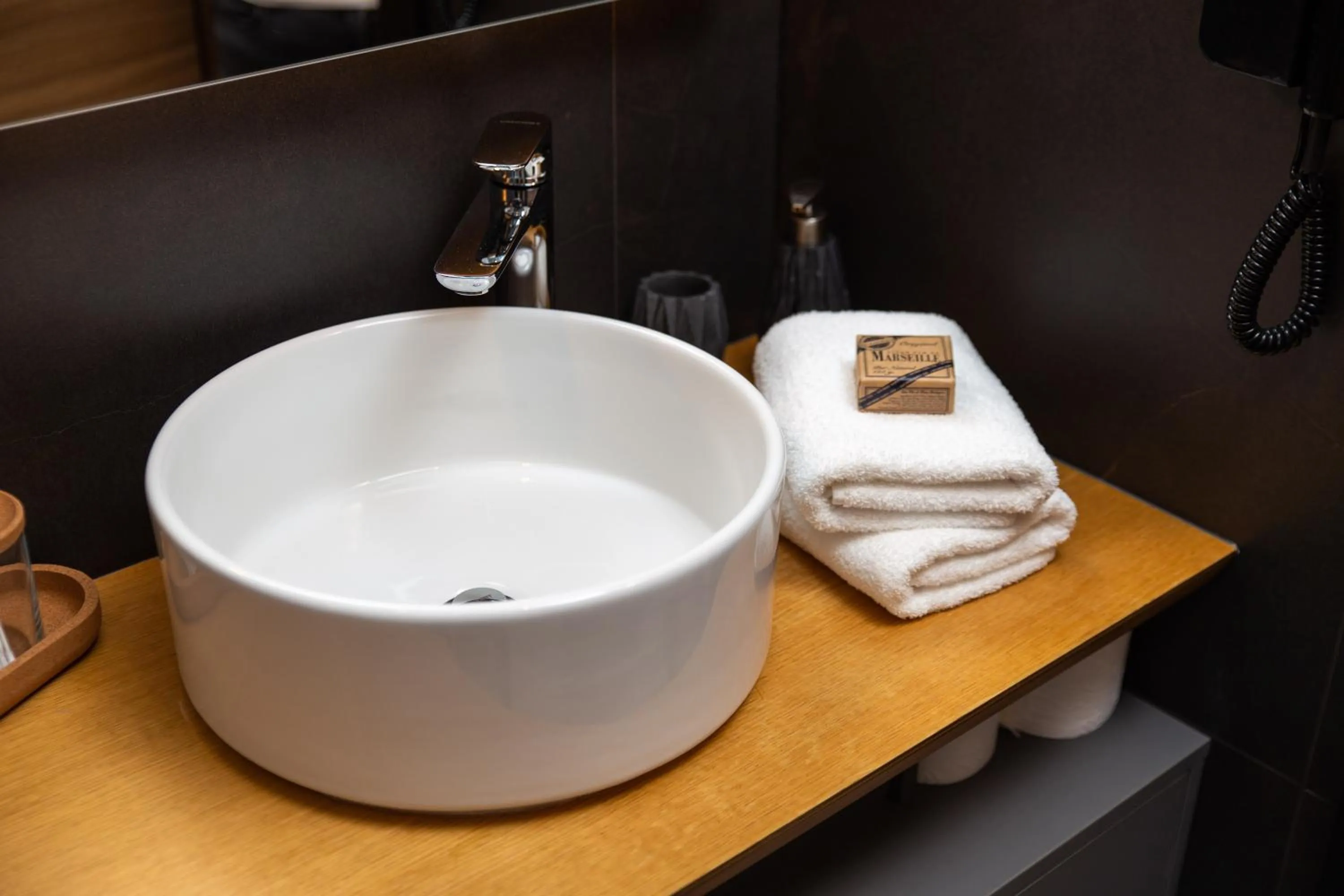 Bathroom in Luxury Number 1 Apartments