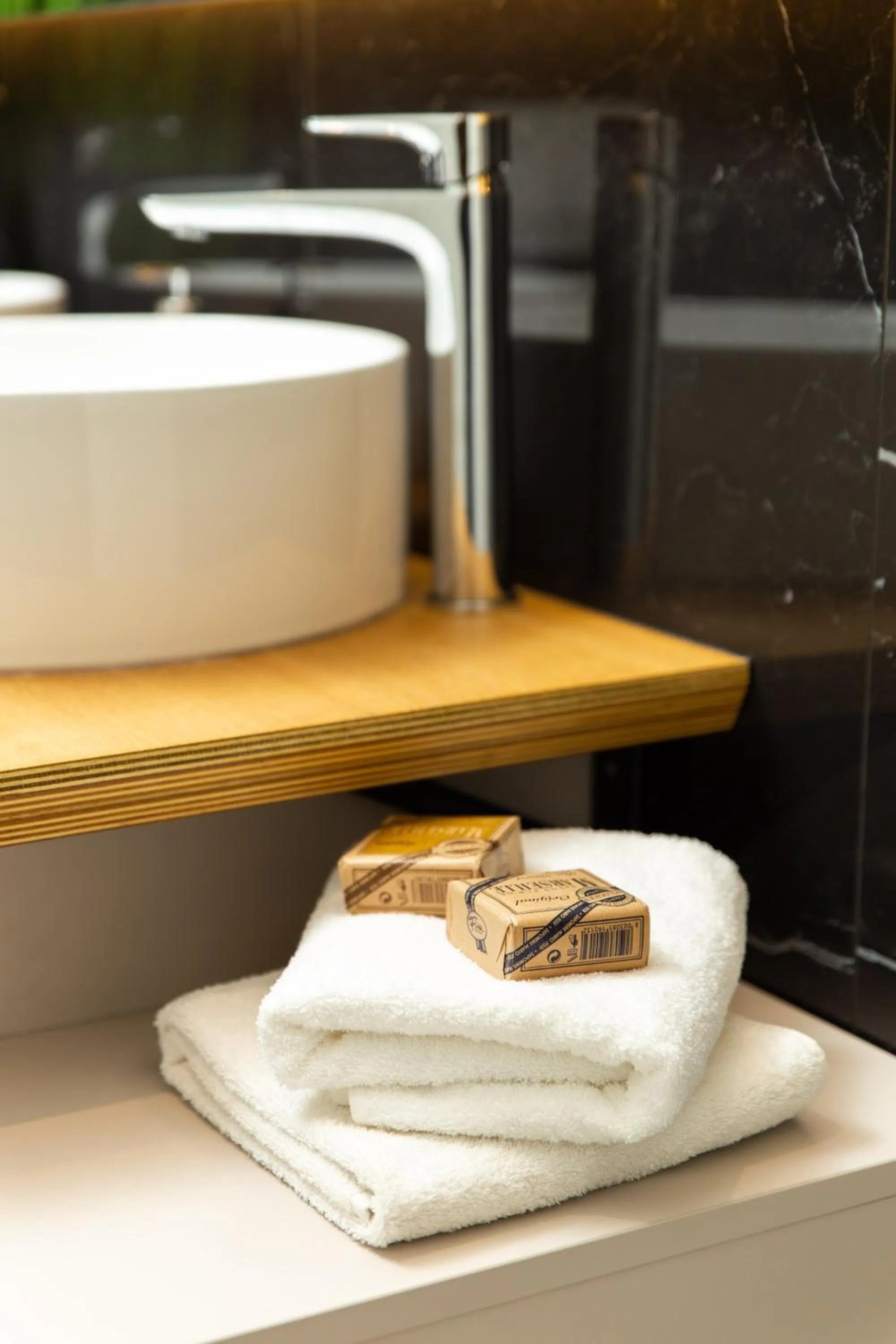 Decorative detail in Luxury Number 1 Apartments