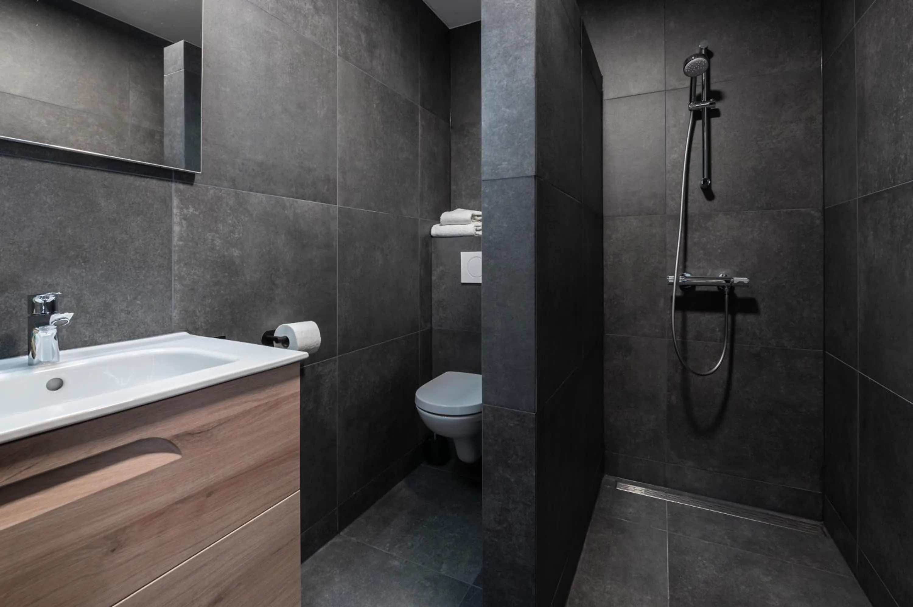 Shower in Hotel Residentie Vlissingen