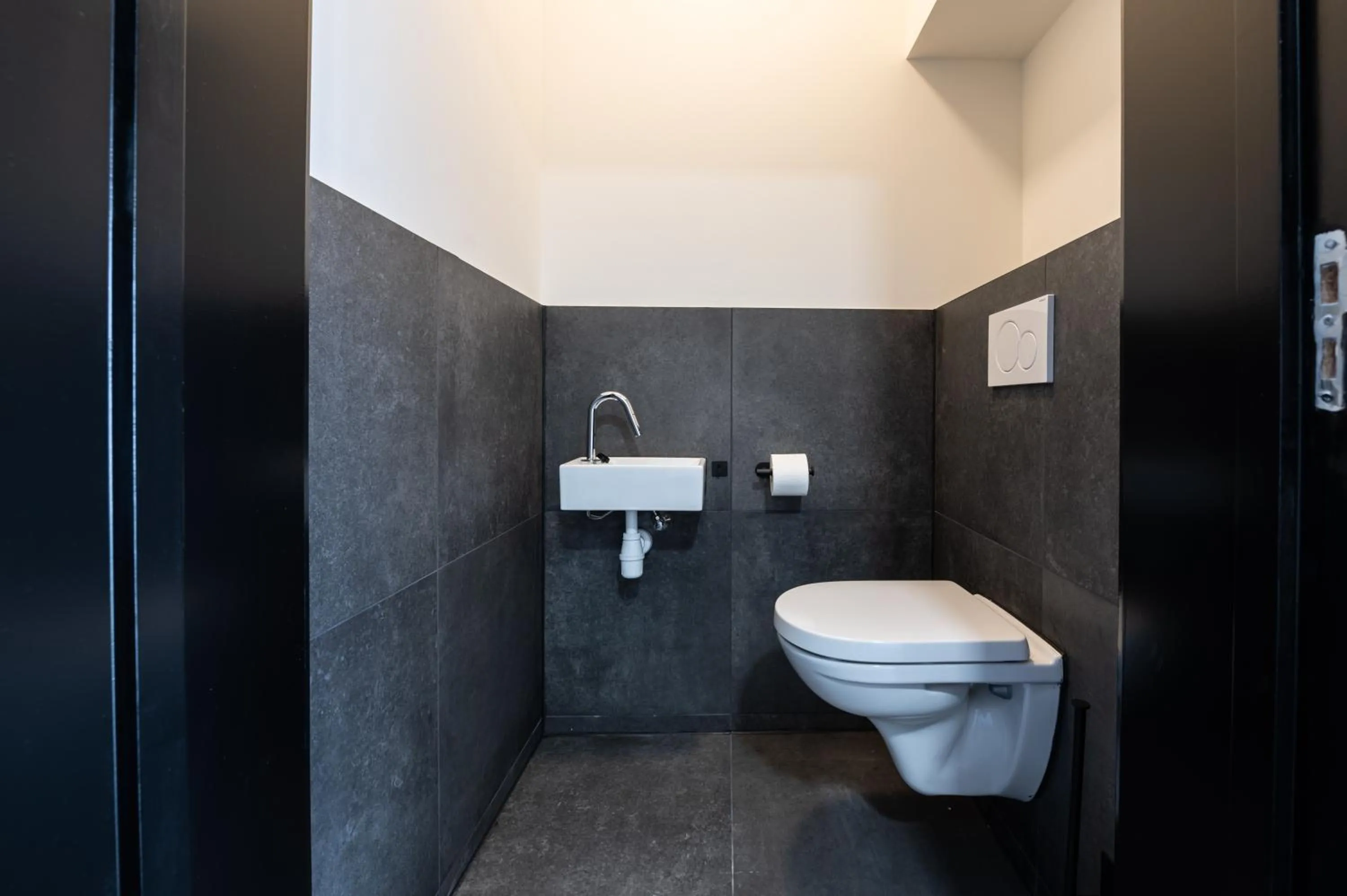 Toilet in Hotel Residentie Vlissingen