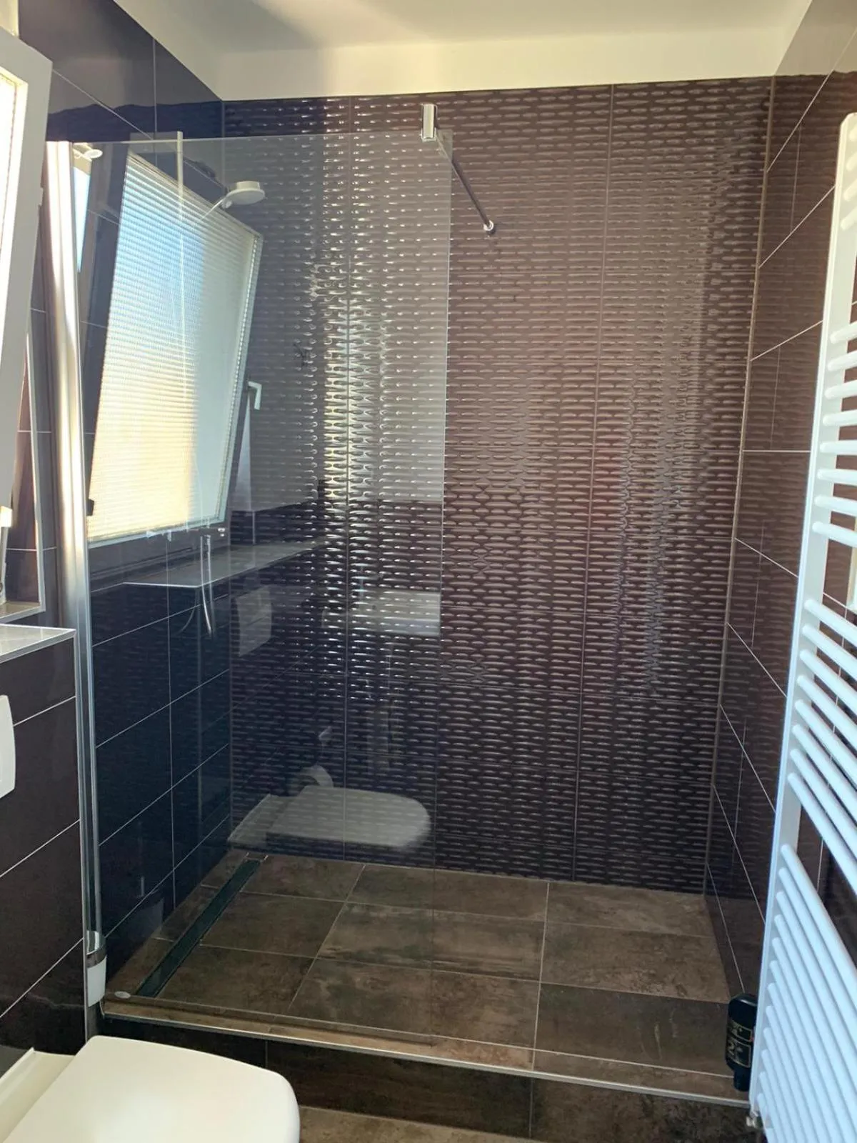 Shower in Nürtingen Zimmer mit Gemeinschaftsräumen