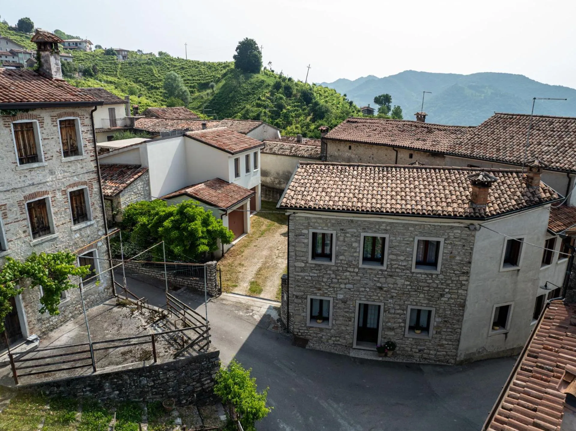 Property building in B&B CASA OLTRAVAL