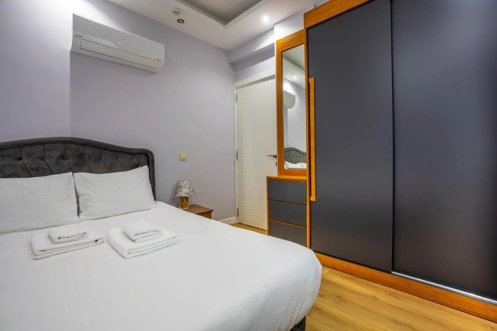 Bed in premium park apart otel