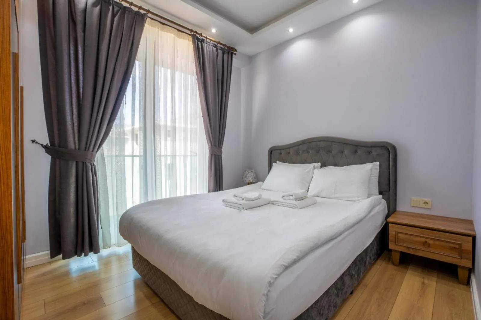 Bed in premium park apart otel