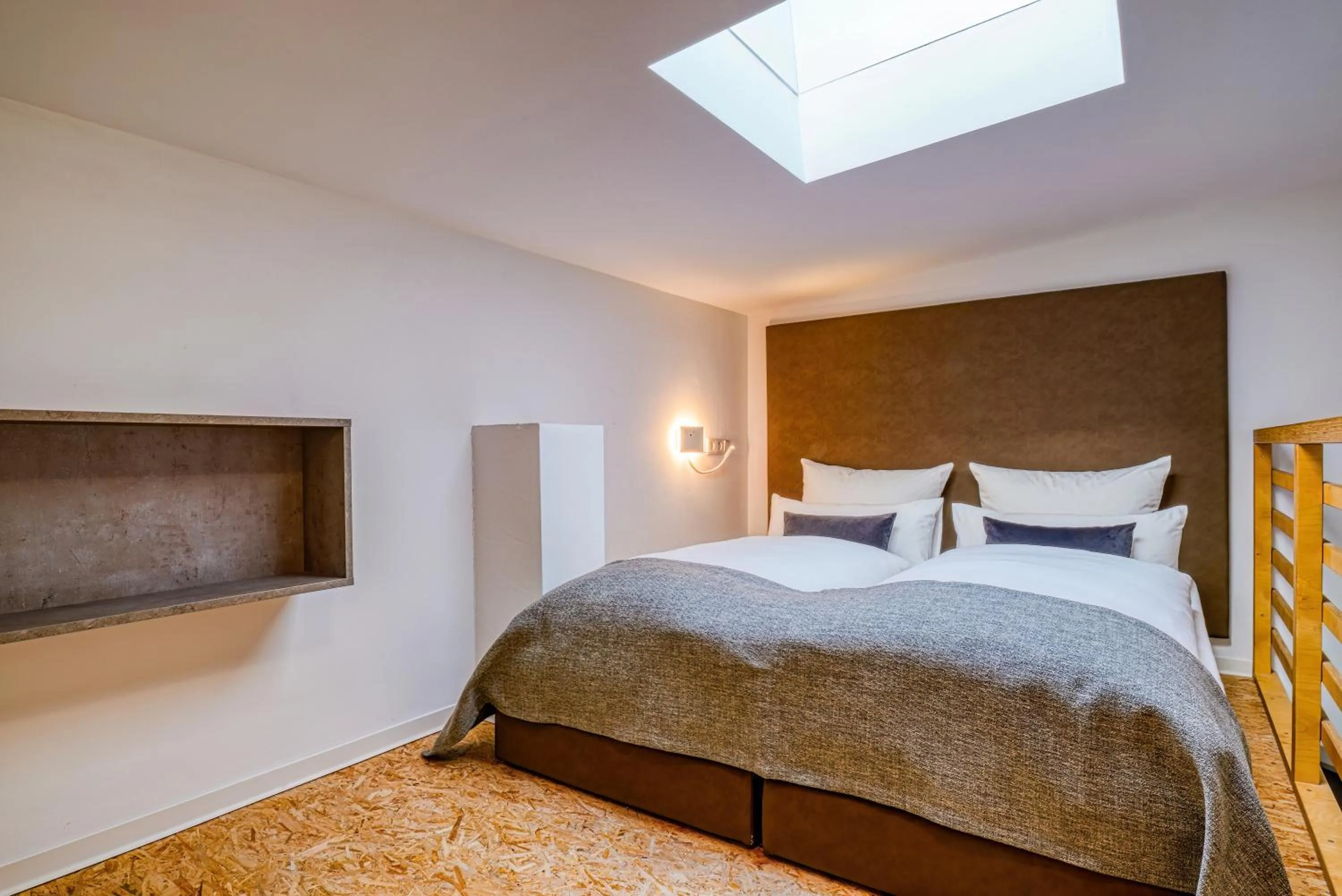 Bed in NiceToStay by Fairway Hotels