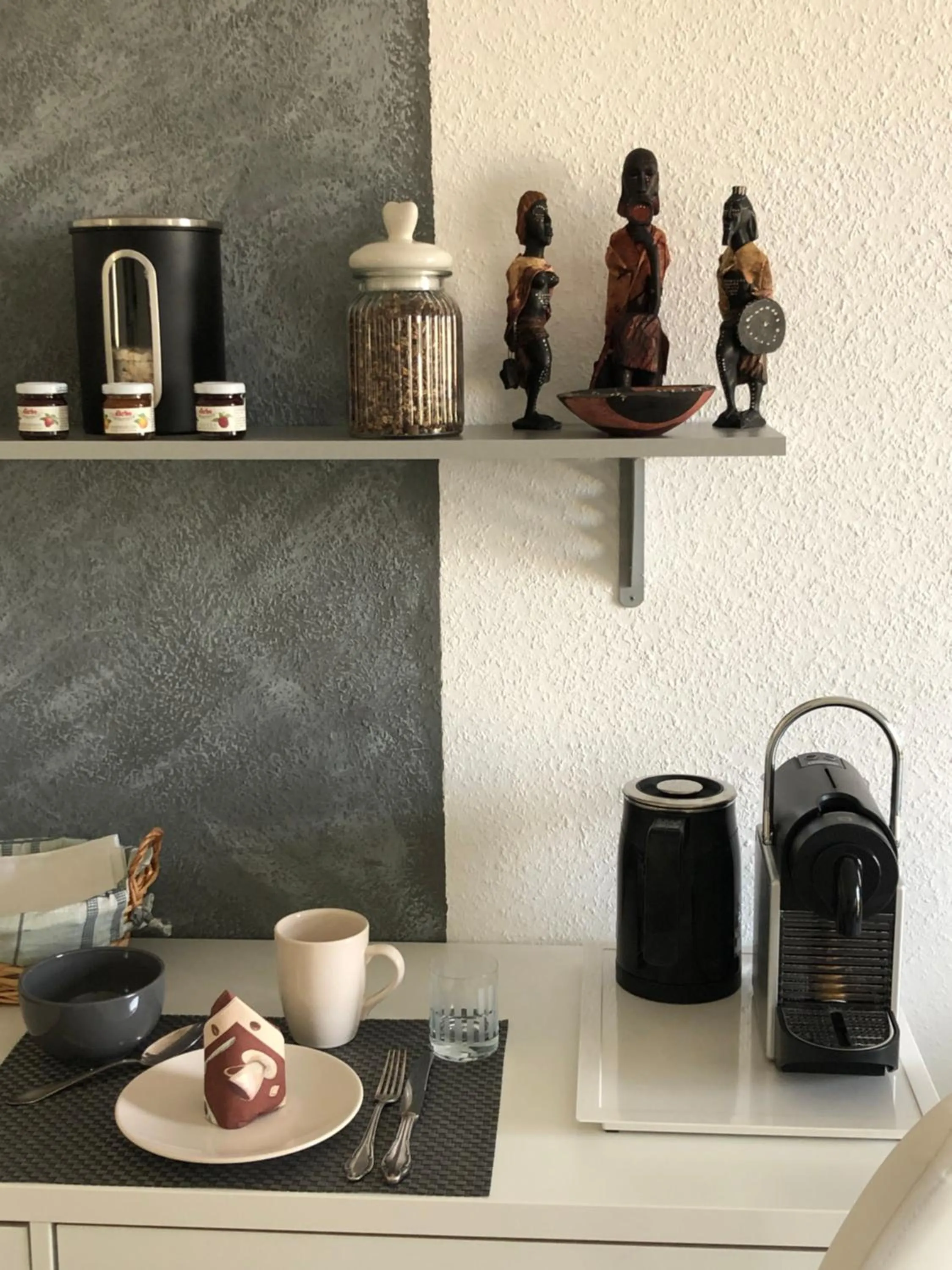 Food and drinks in Maggies-Apartment-Hannover