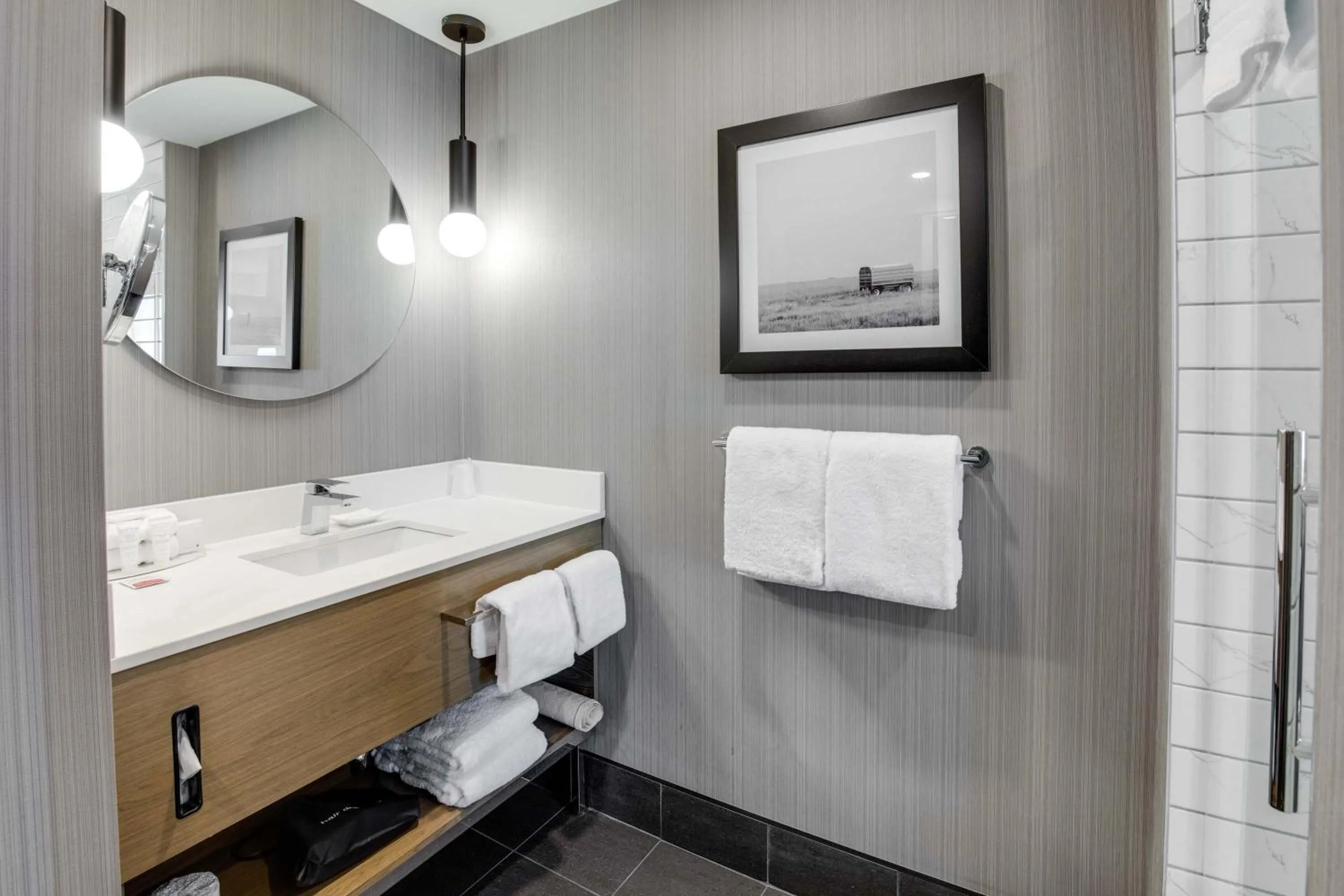 Bathroom in Sandman Signature Saskatoon South Hotel