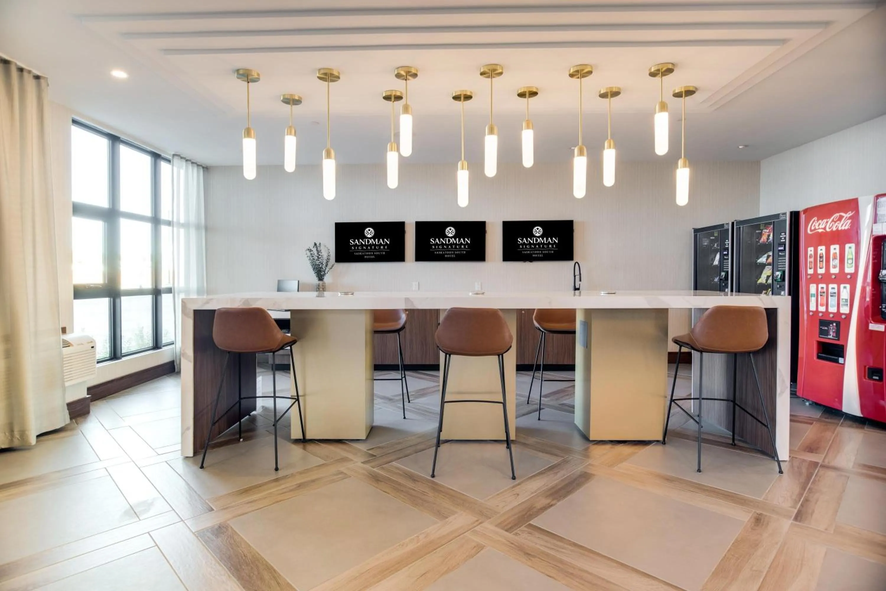 Lobby or reception in Sandman Signature Saskatoon South Hotel