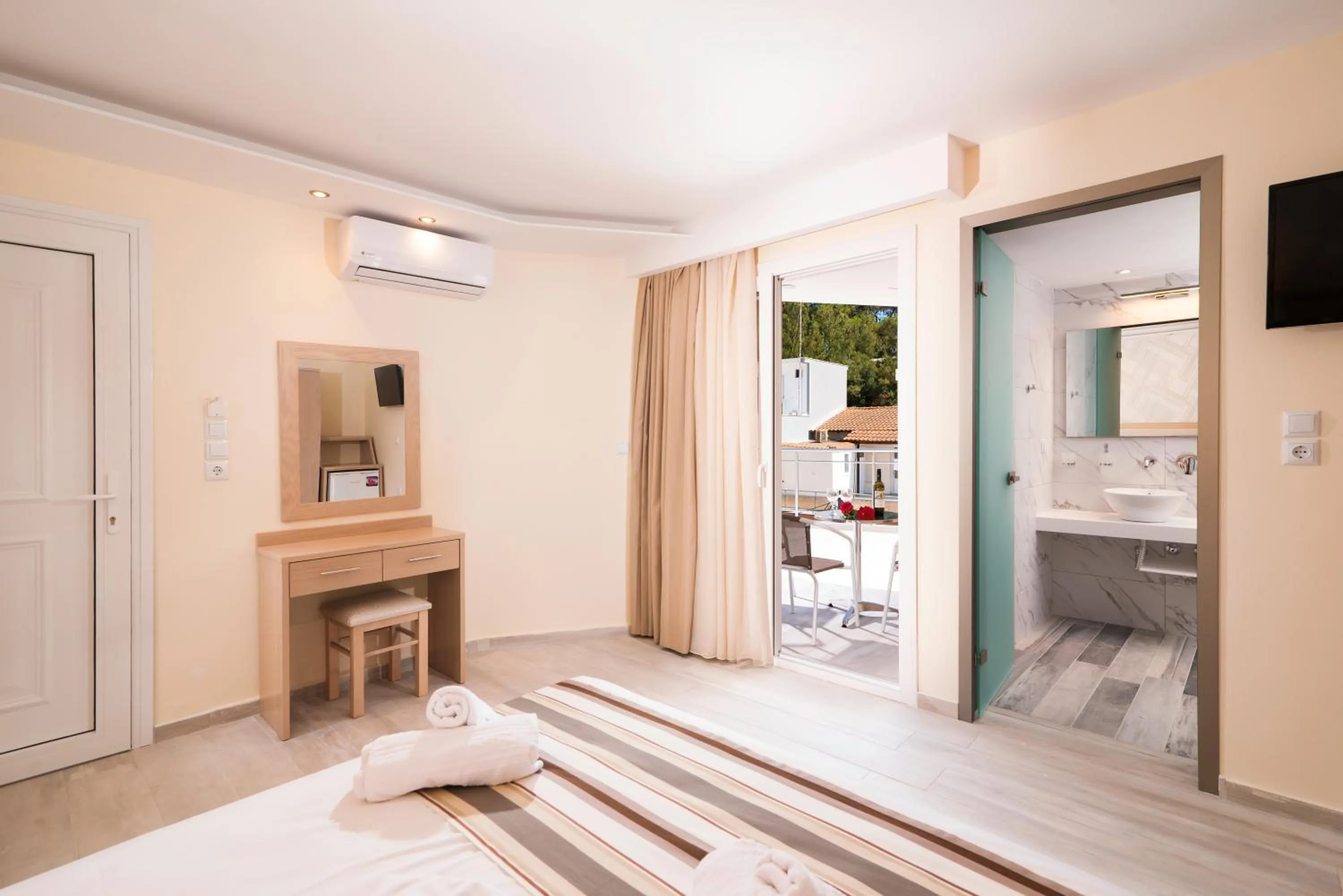 TV and multimedia, Bed in Star Bay Luxury