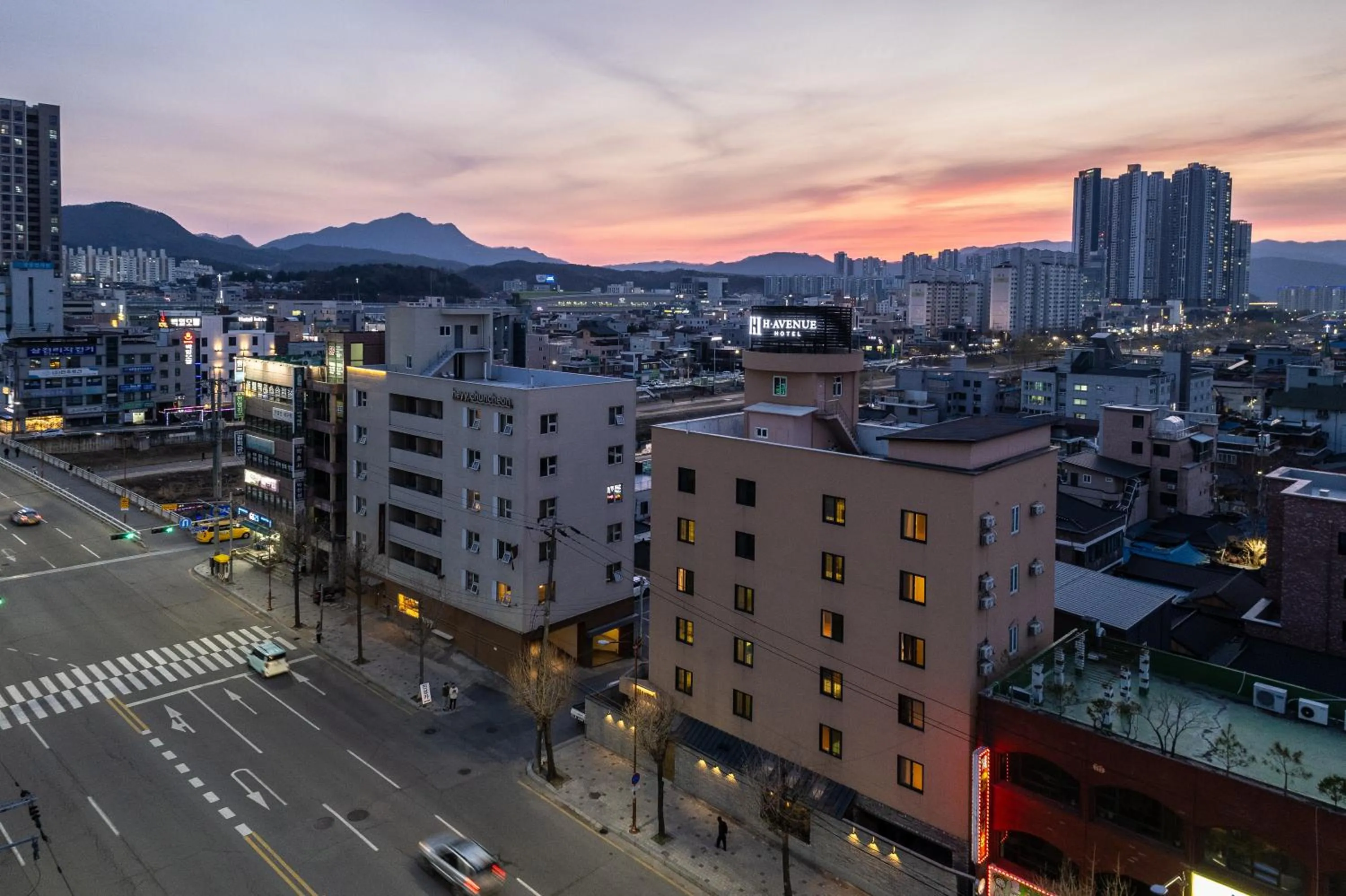 1962 Business Hotel Chuncheon Branch