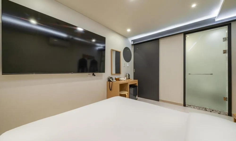 Bed in H Avenue Chuncheon