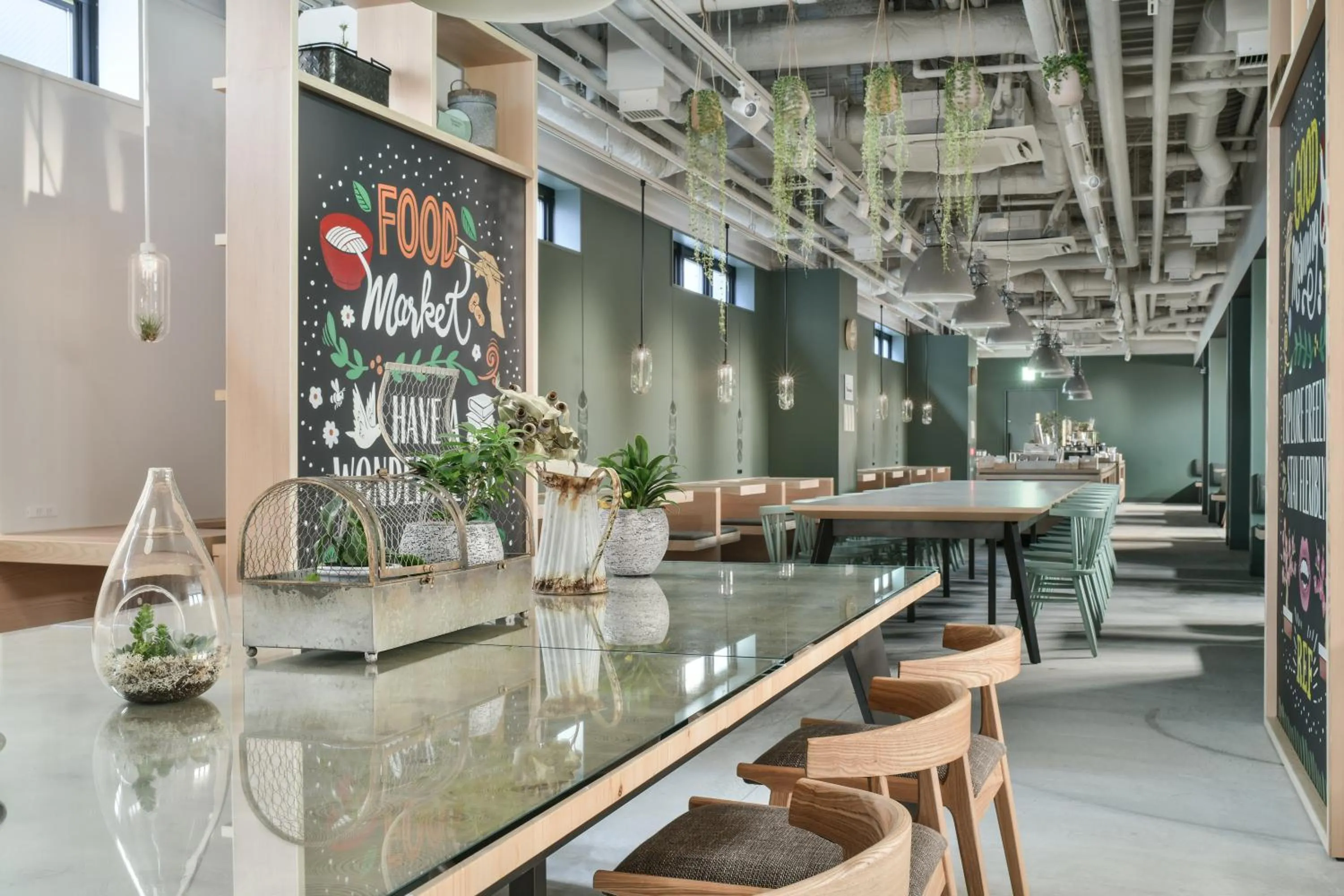 Lounge or bar in REF Omiya by VESSEL HOTELS