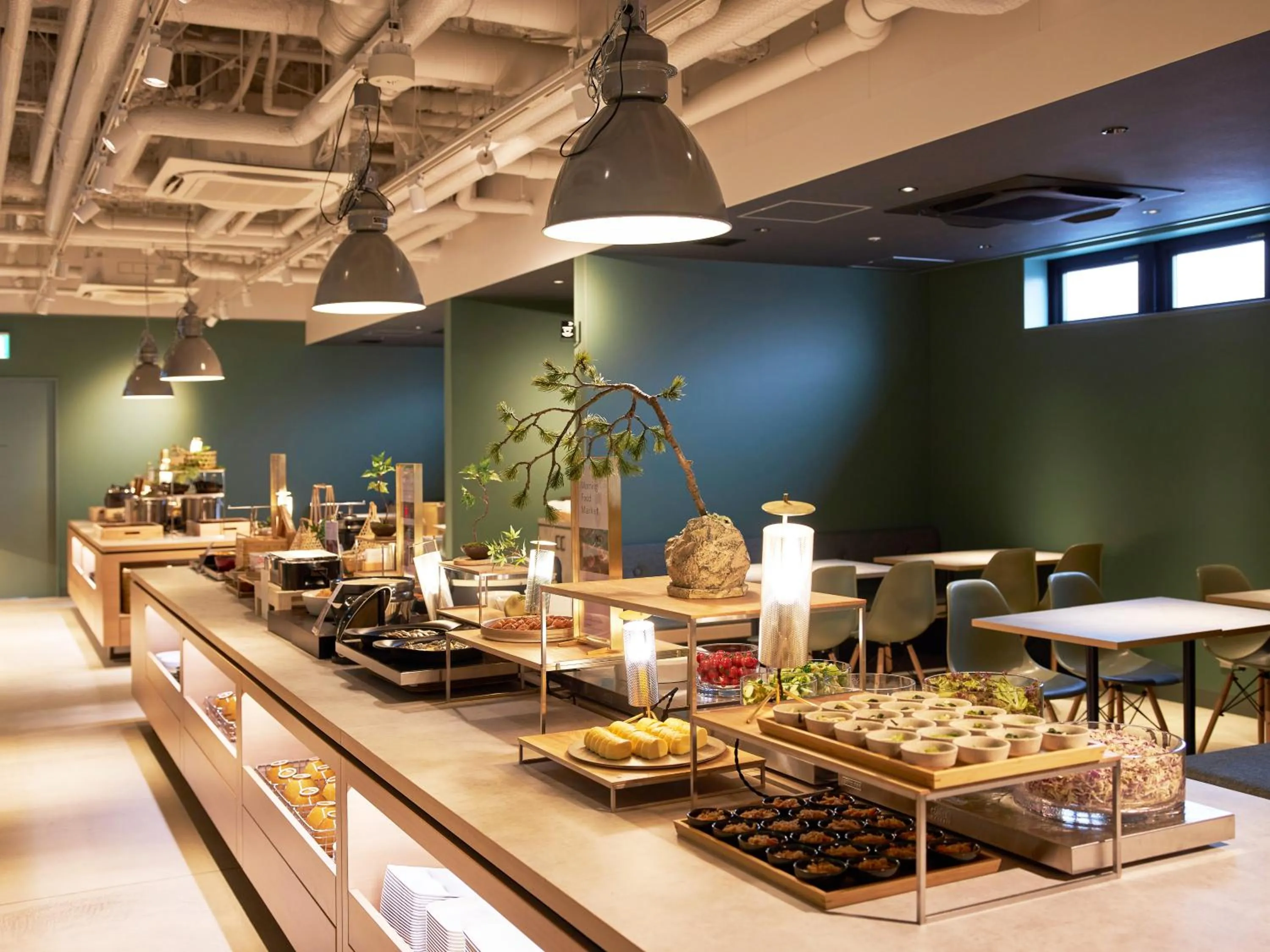 Restaurant/places to eat in REF Omiya by VESSEL HOTELS