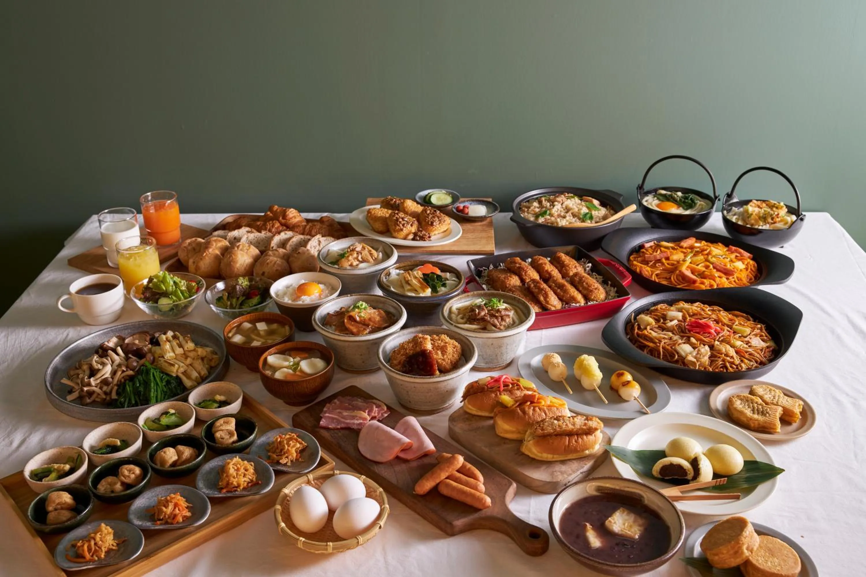 Food and drinks in REF Omiya by VESSEL HOTELS