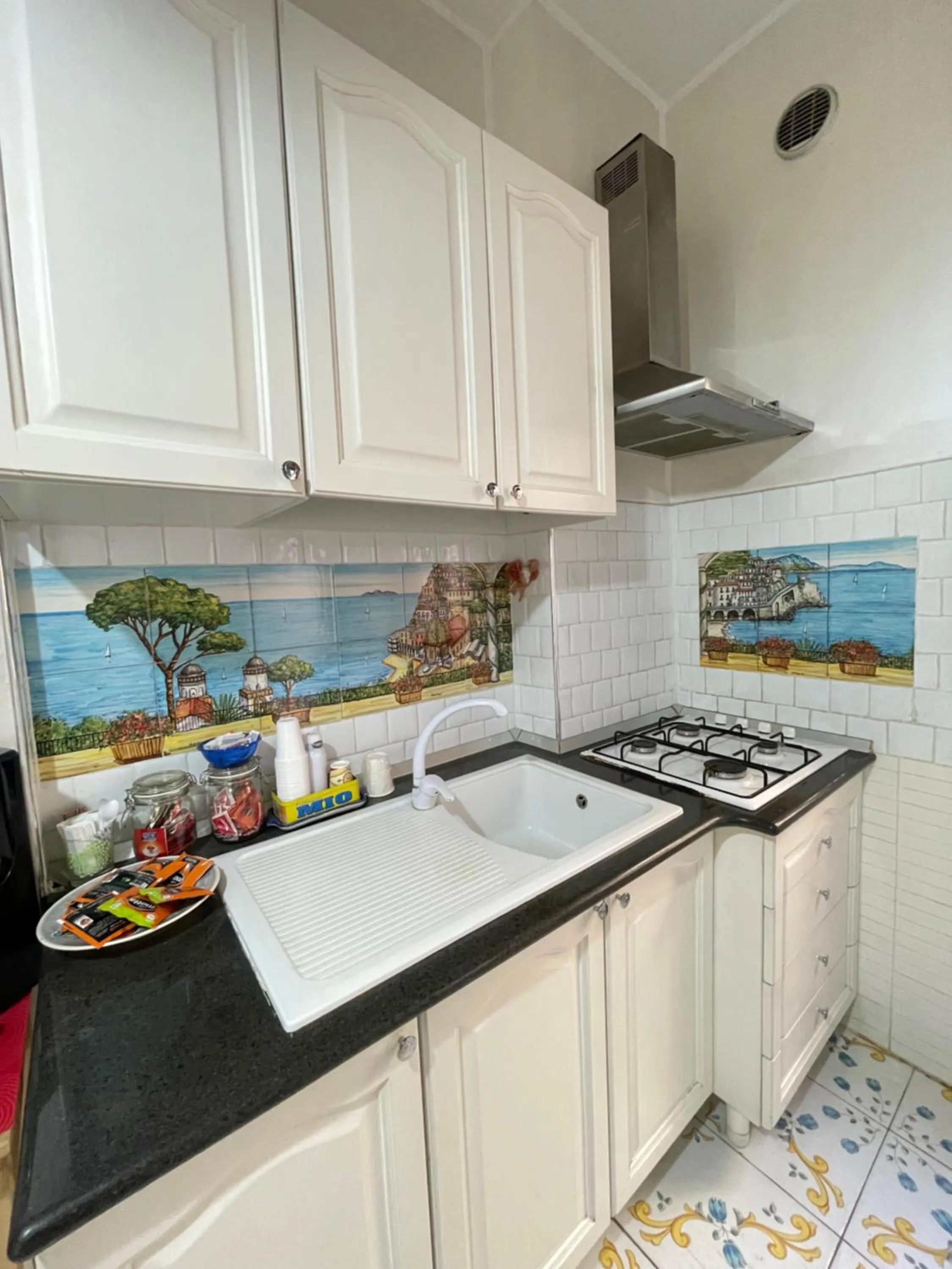Kitchen or kitchenette in Bellavista Costa d'Amalfi