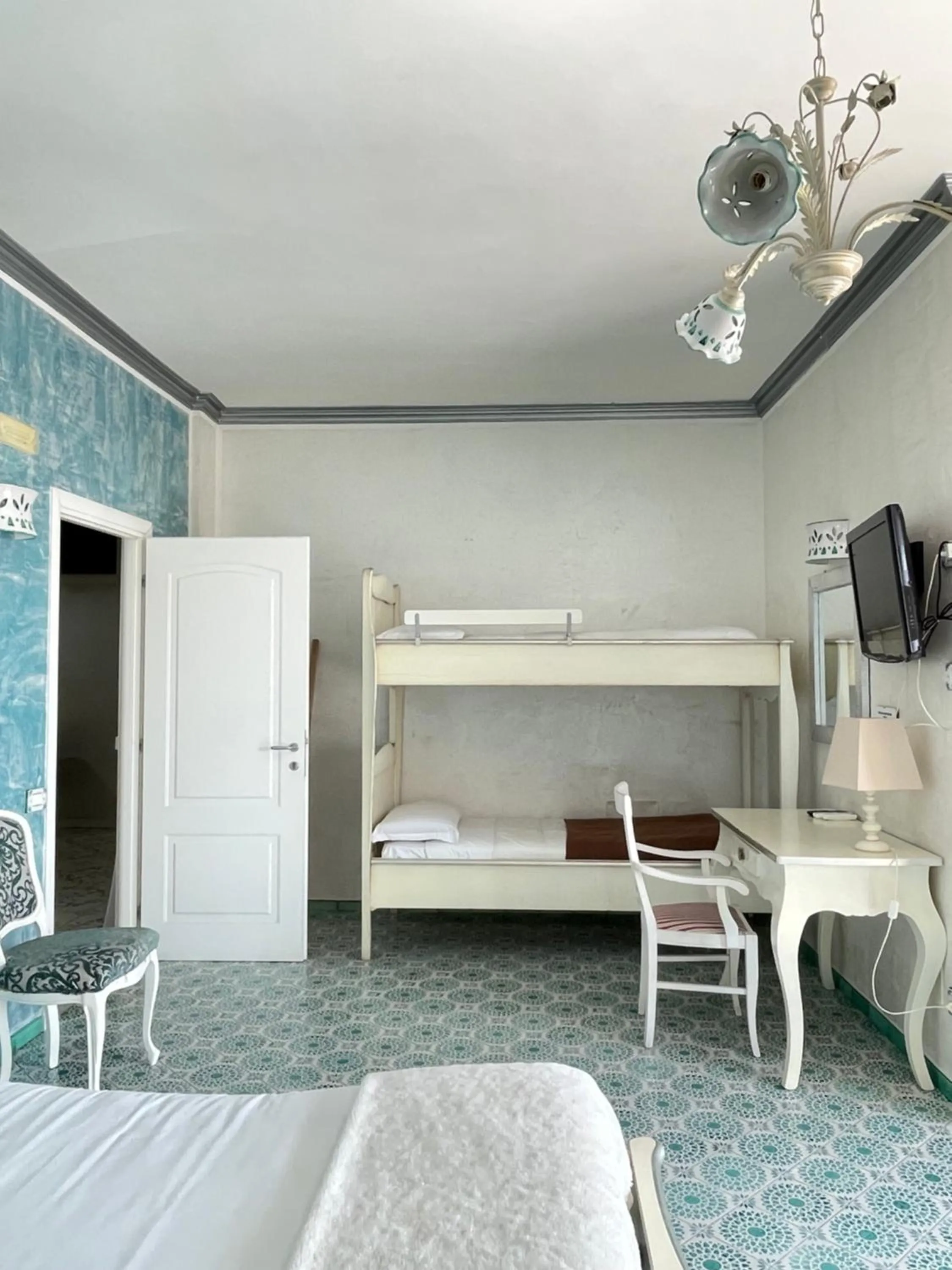 bunk bed, Bed in Bellavista Costa d'Amalfi