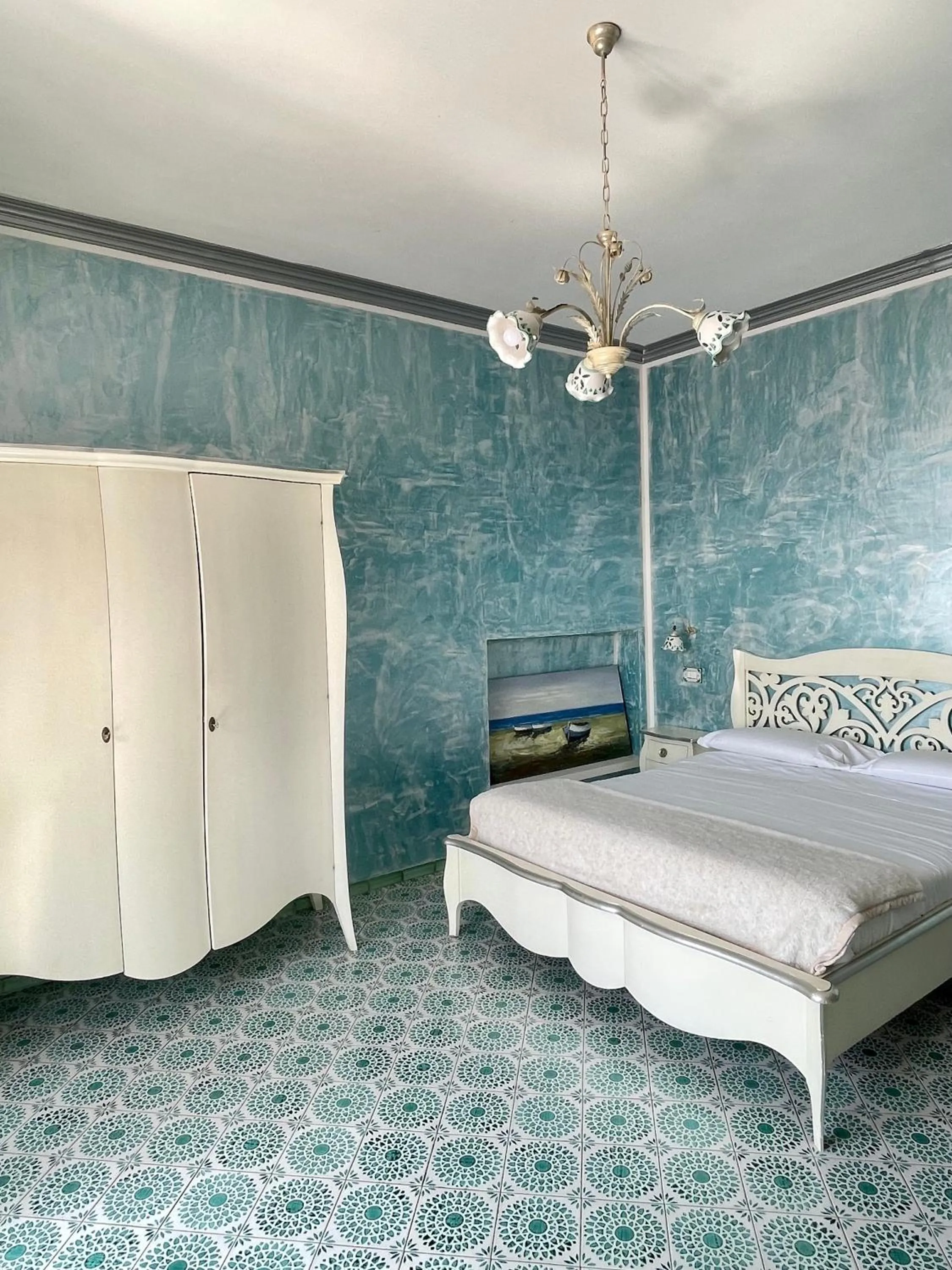 Photo of the whole room, Bed in Bellavista Costa d'Amalfi