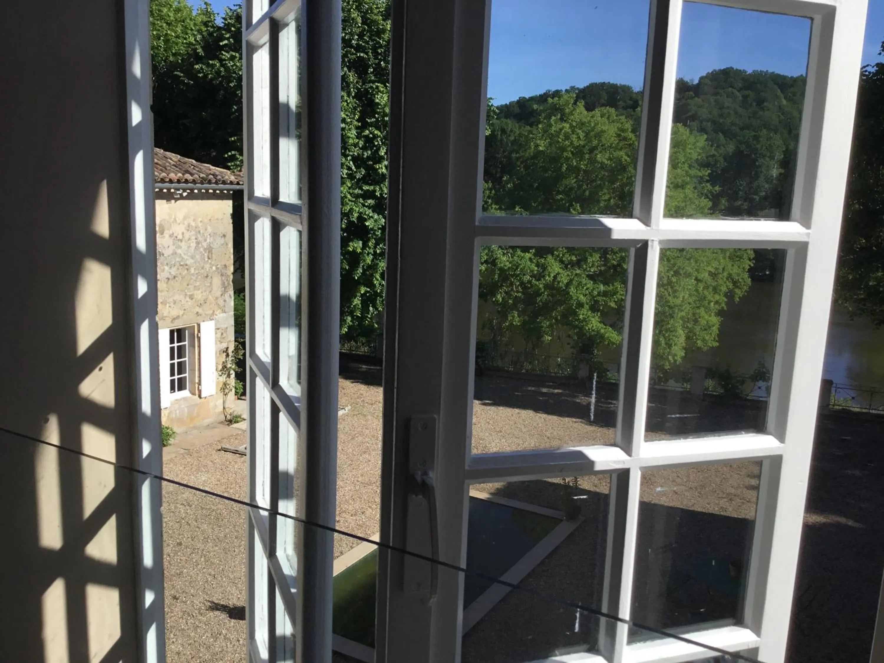 River view in Château Destinée