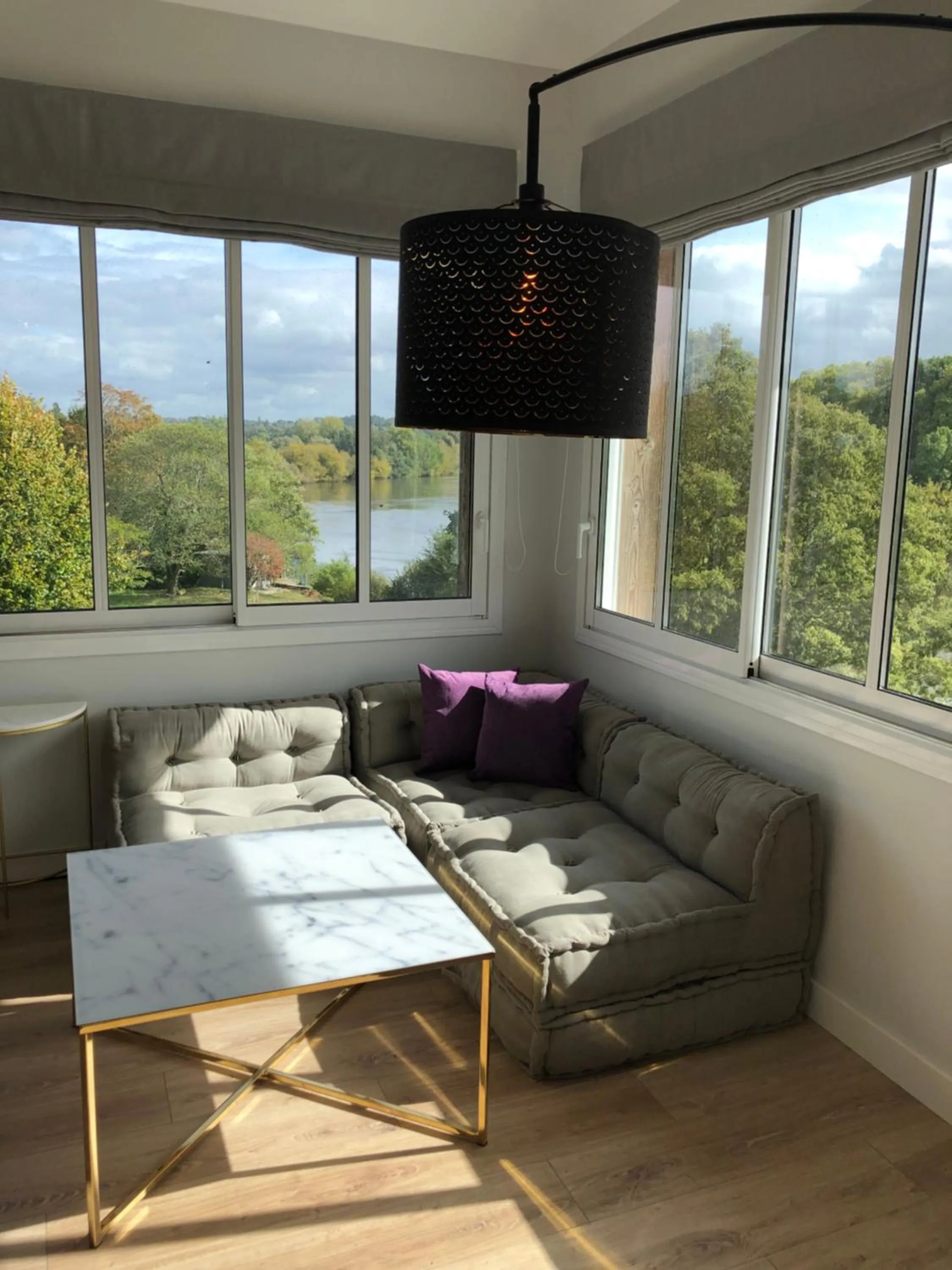 Seating area in Château Destinée