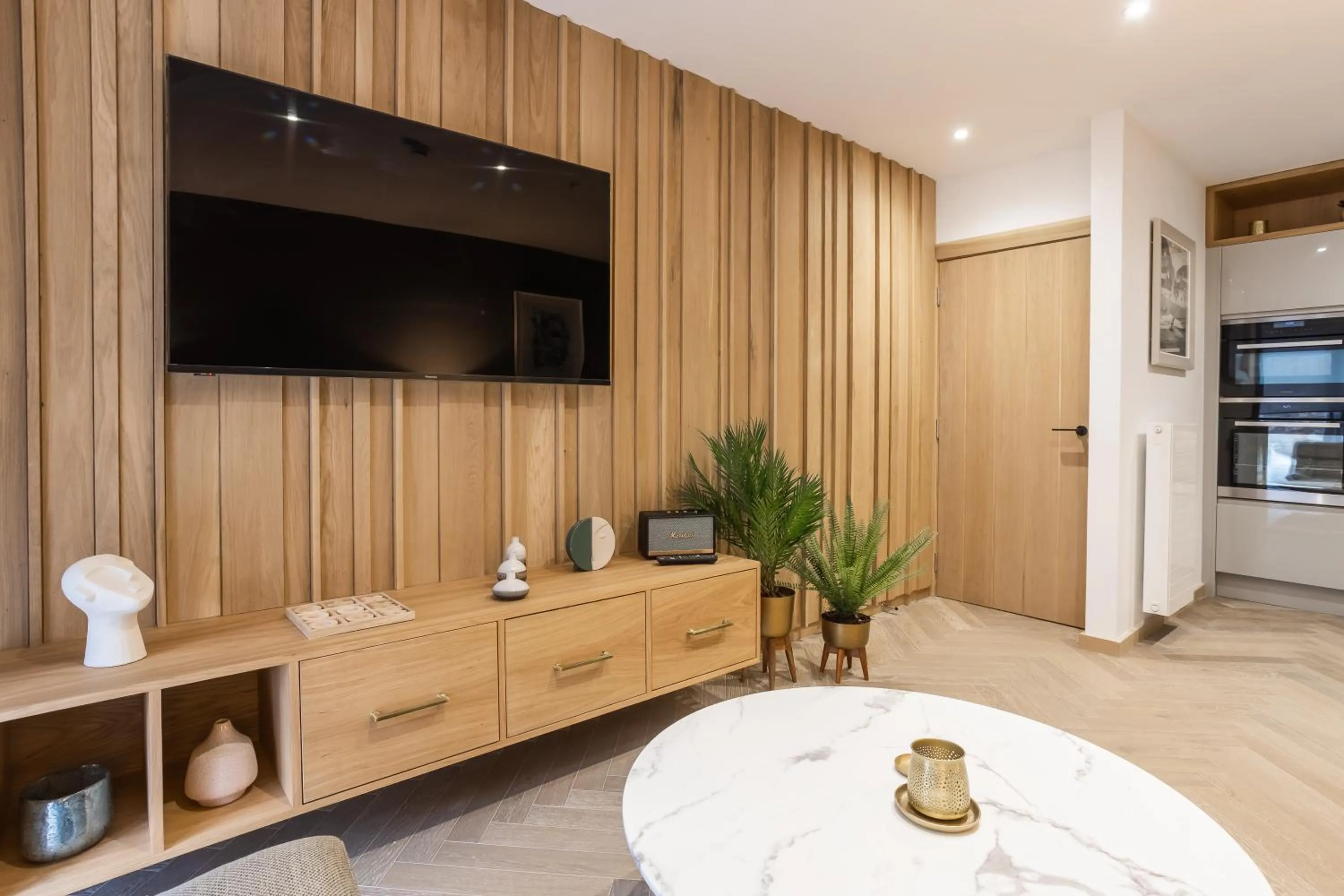 TV and multimedia in No1 Apartments & Bedrooms St Andrews - St Mary's