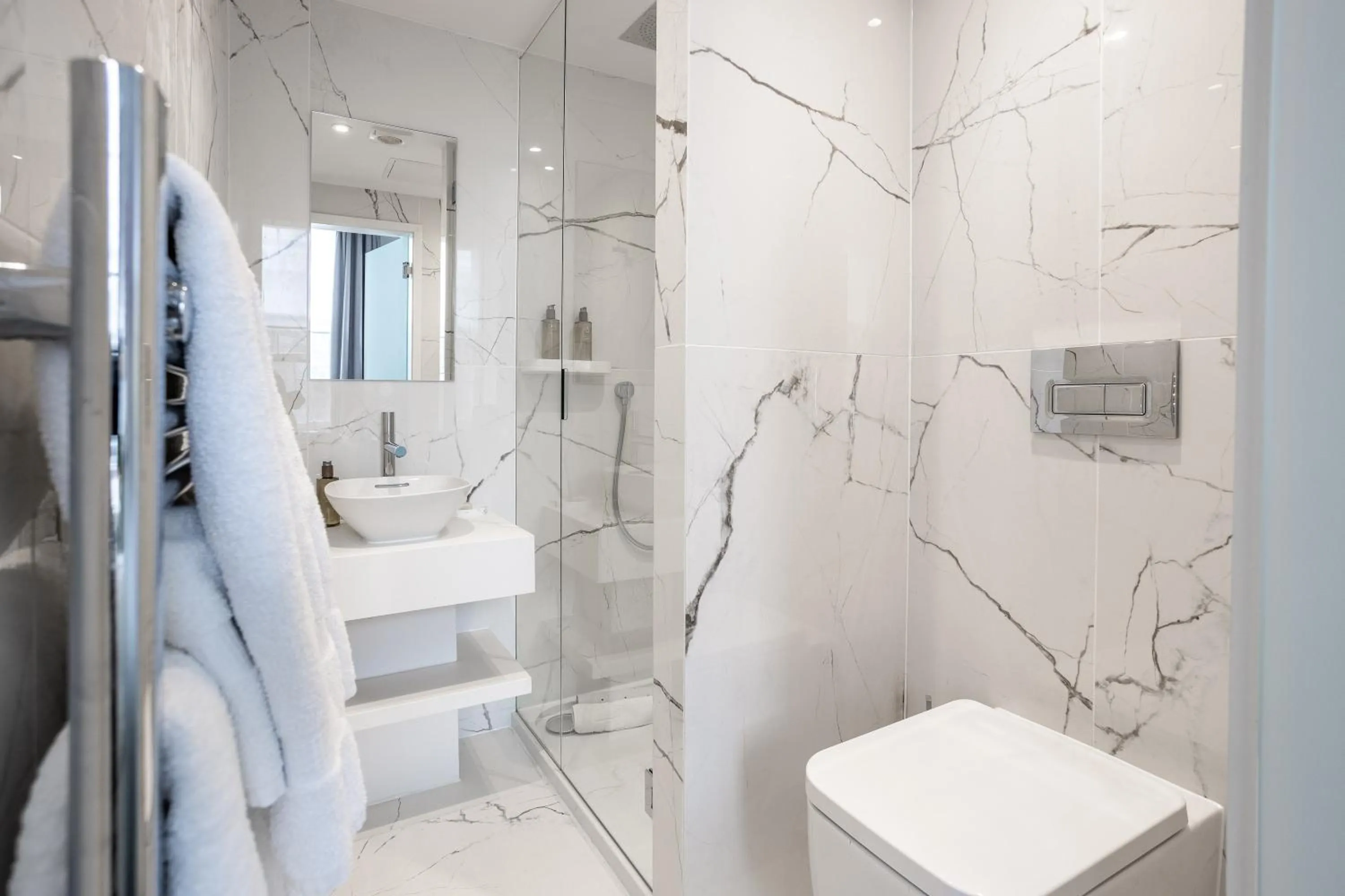 Bathroom in No1 Apartments & Bedrooms St Andrews - St Mary's