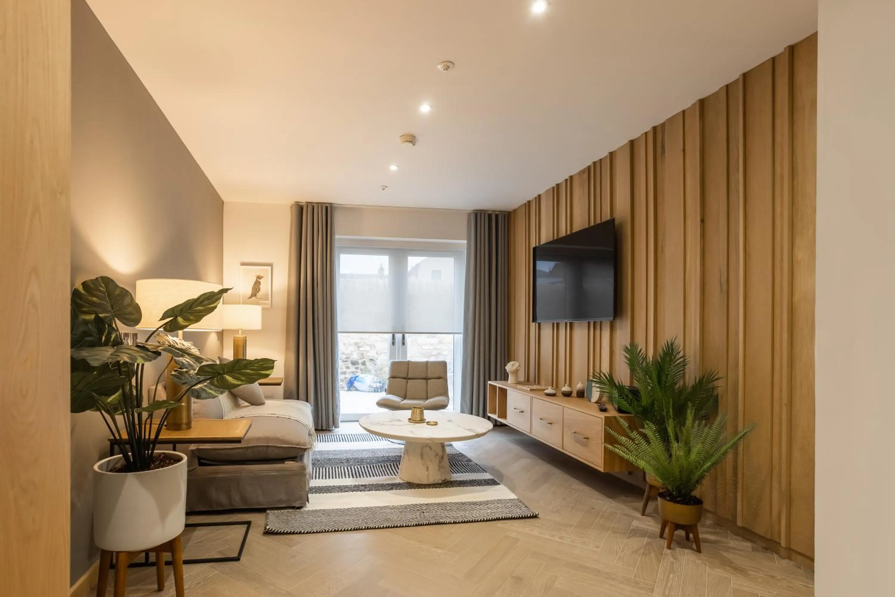 Living room, Bed in No1 Apartments & Bedrooms St Andrews - St Mary's