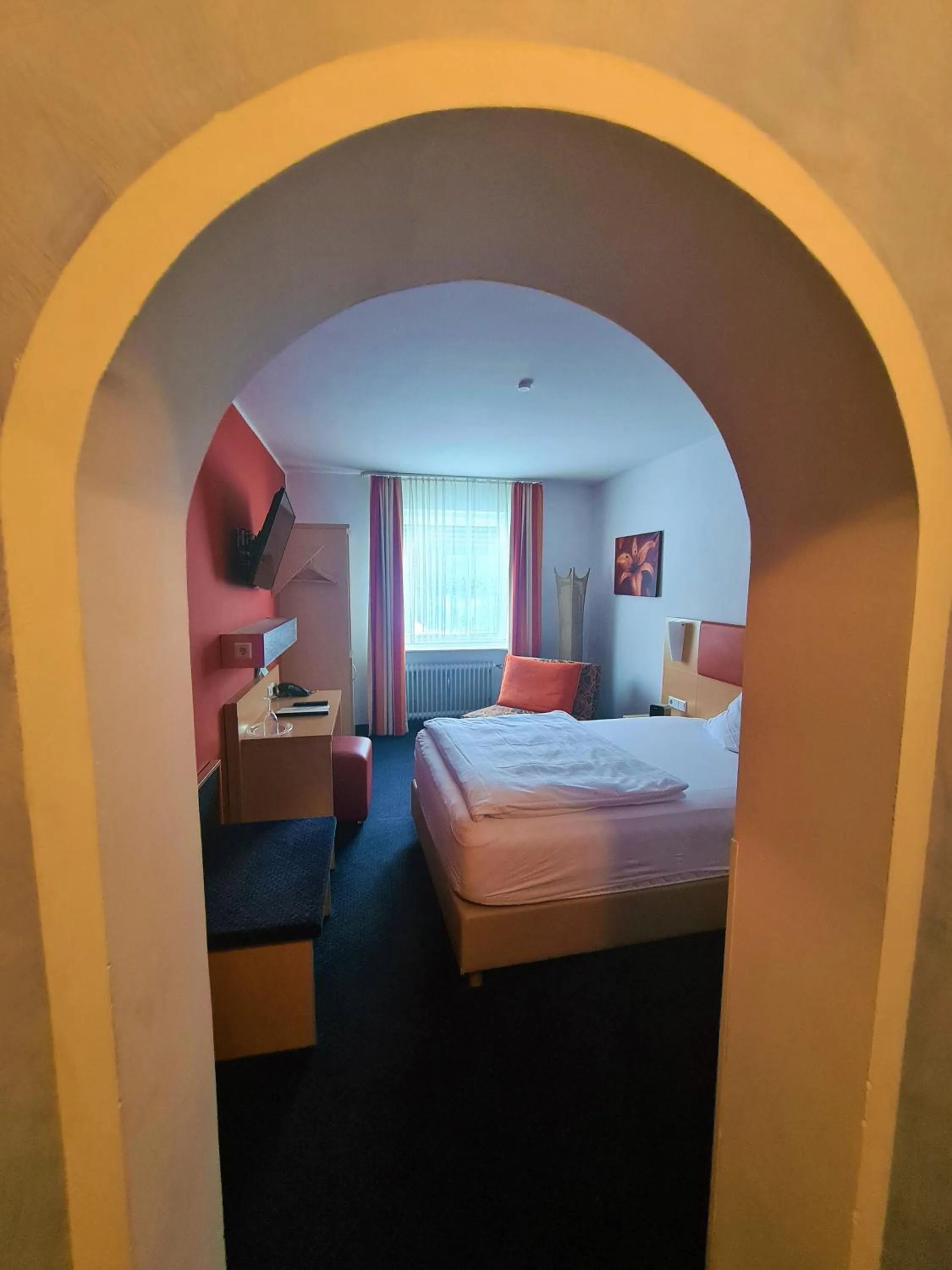 Photo of the whole room, Bed in Hotel Silberhorn