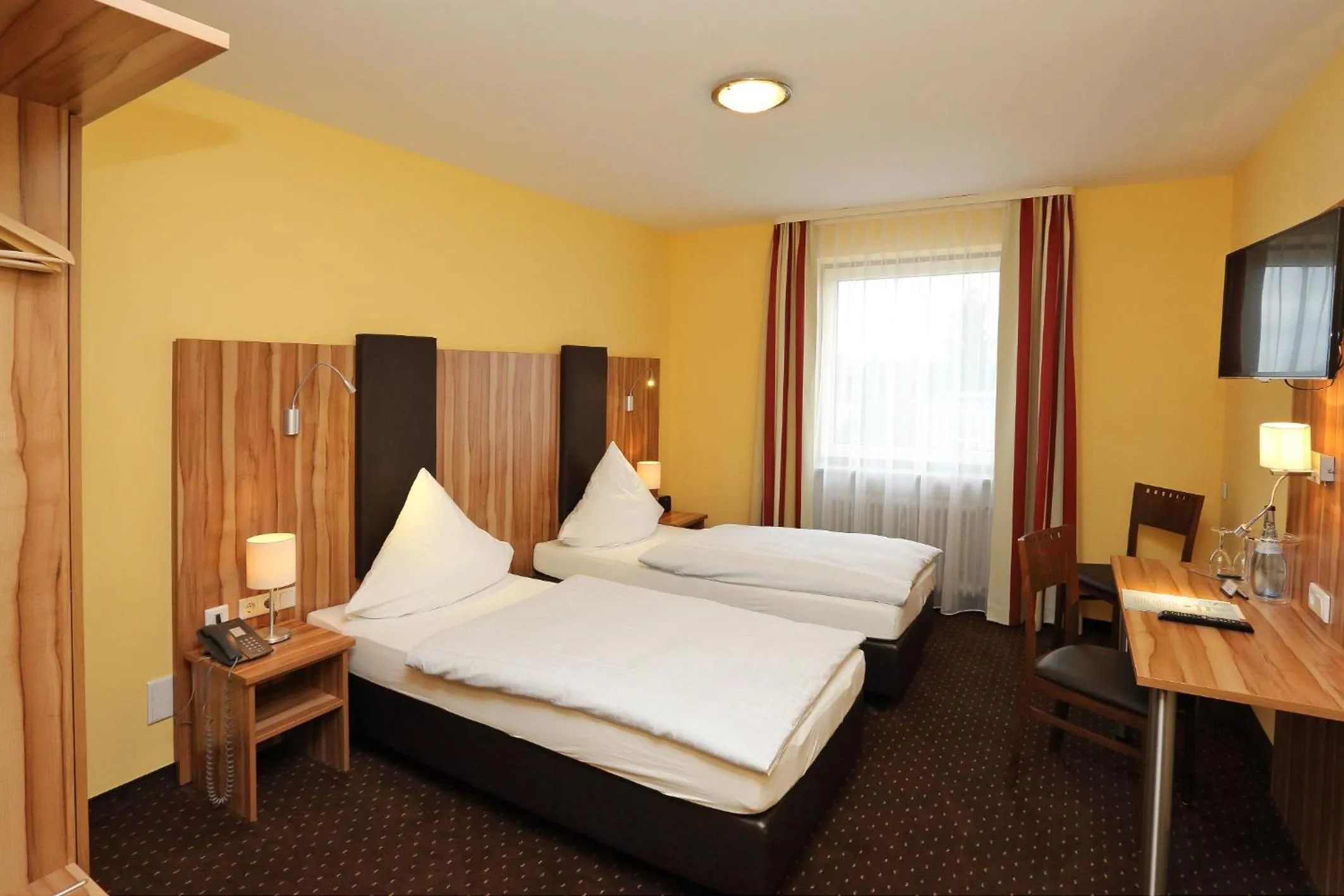 Photo of the whole room, Bed in Hotel Silberhorn