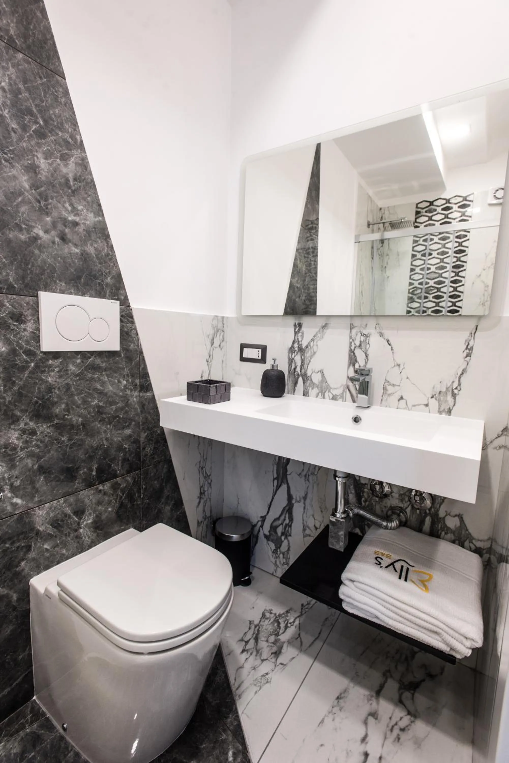 Bathroom in Elly's B&B