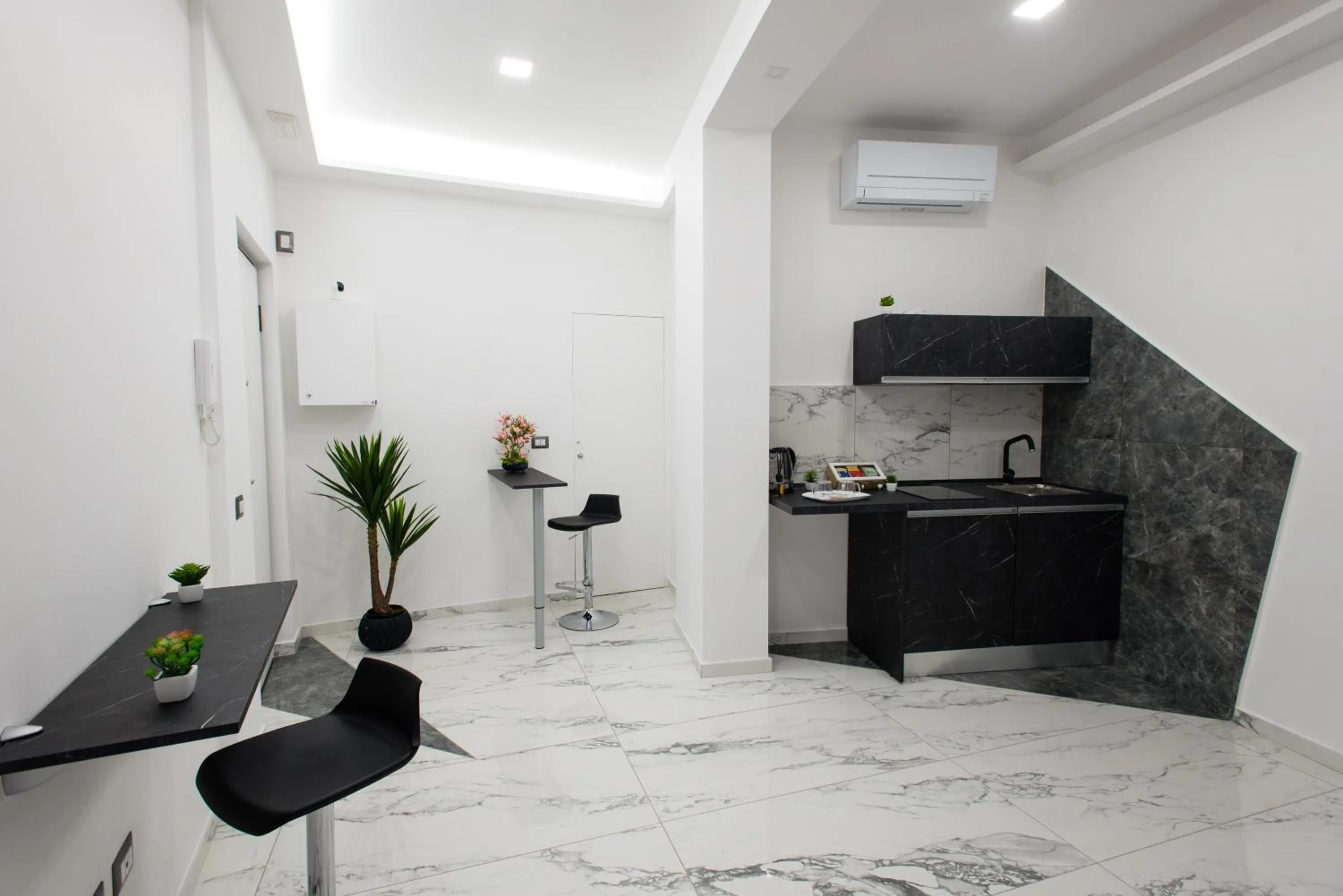 Communal kitchen in Elly's B&B