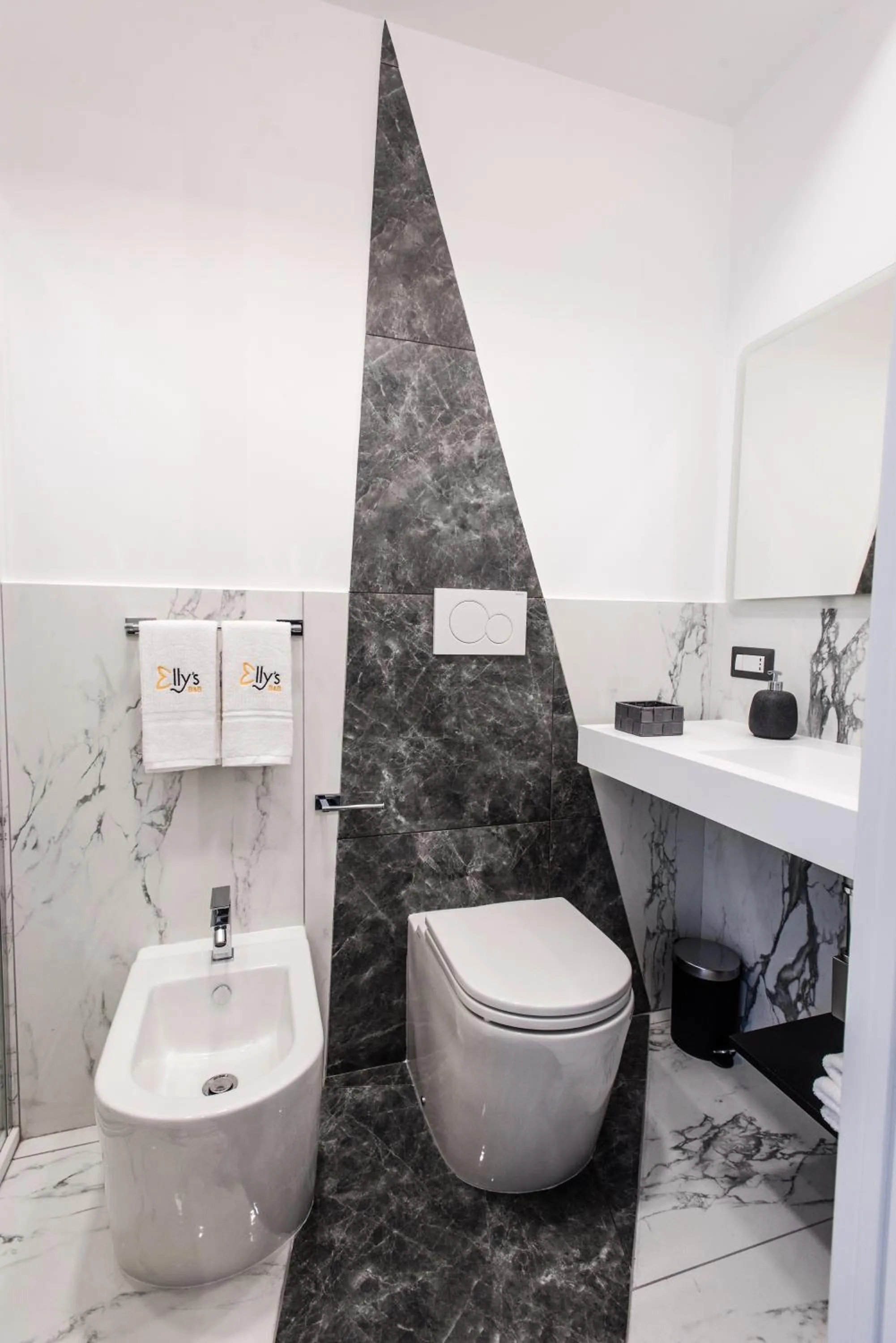 Bathroom in Elly's B&B