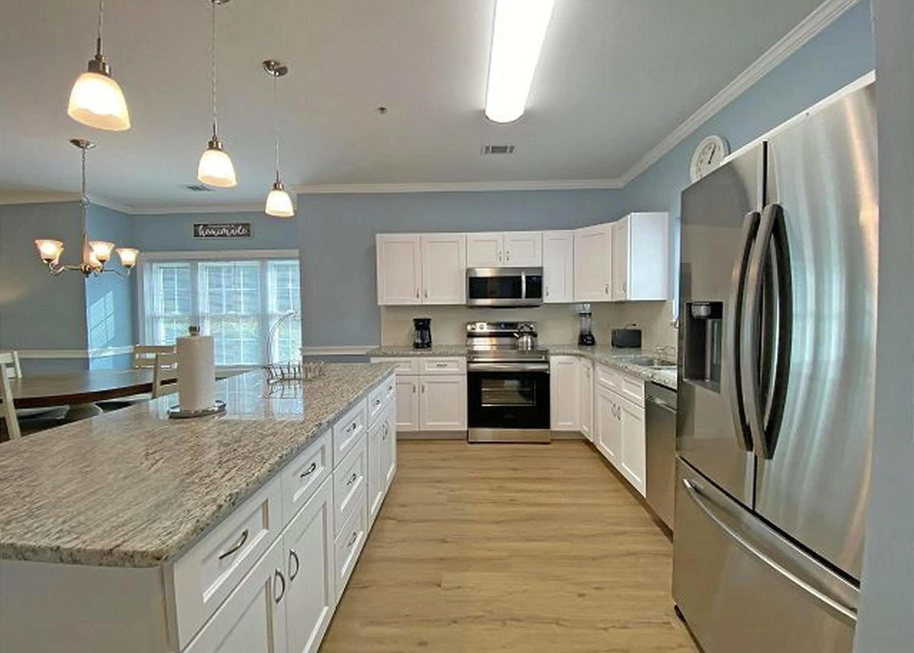 Kitchen or kitchenette in Magnolia Place by Palmetto Vacations