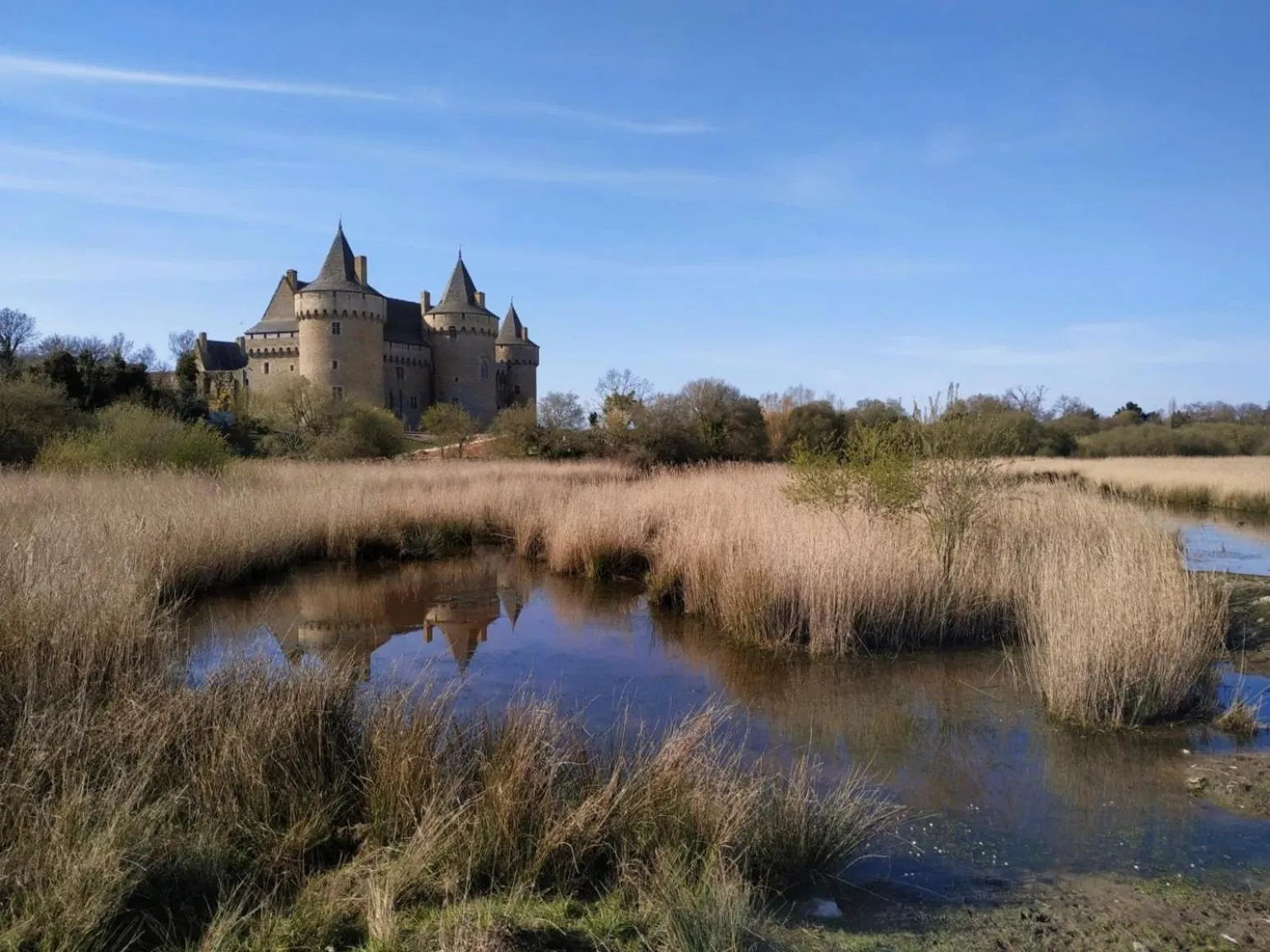 Nearby landmark in La Bisquine