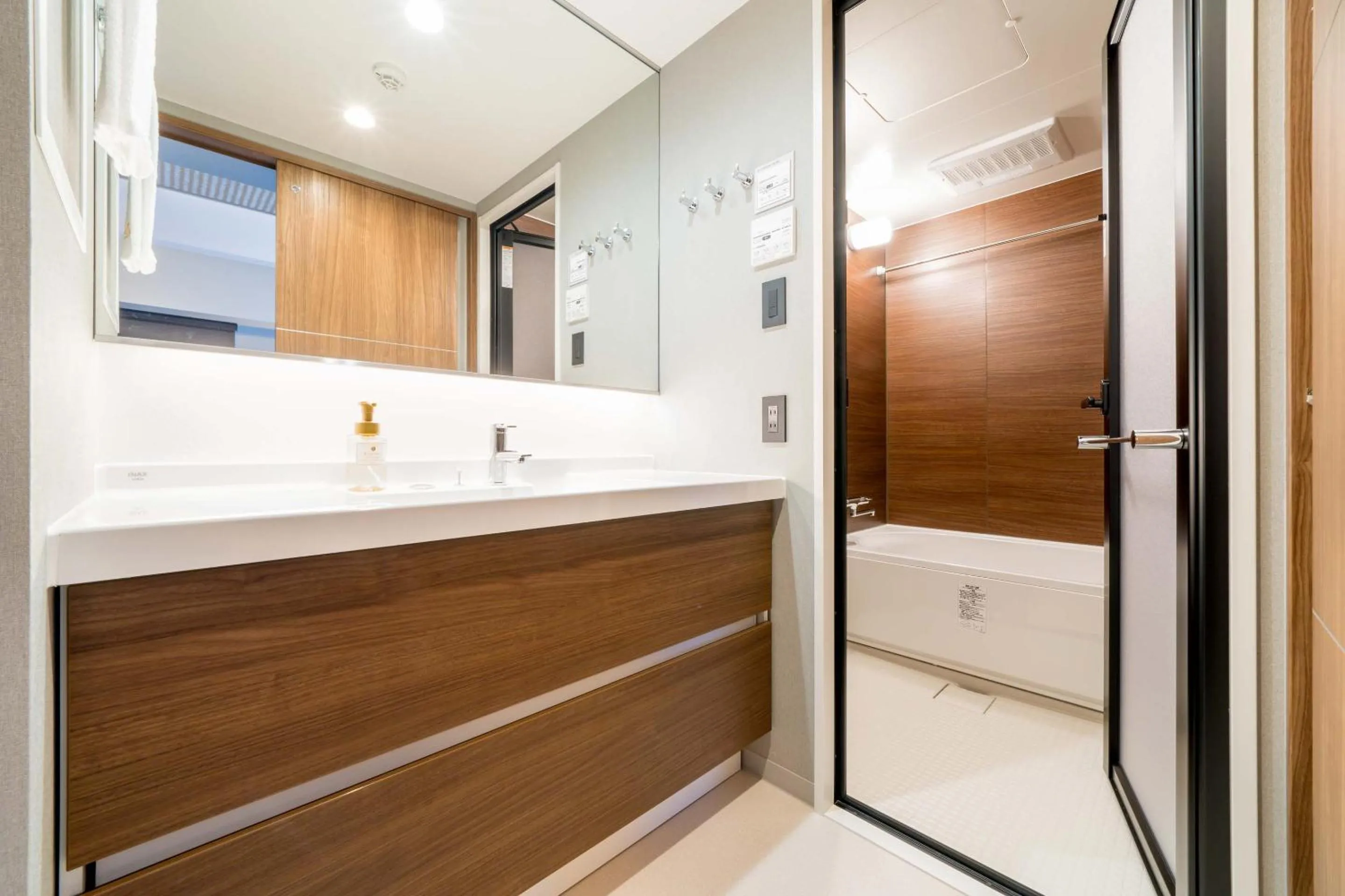 Bathroom in RESI STAY Hotel Sun Chlorella